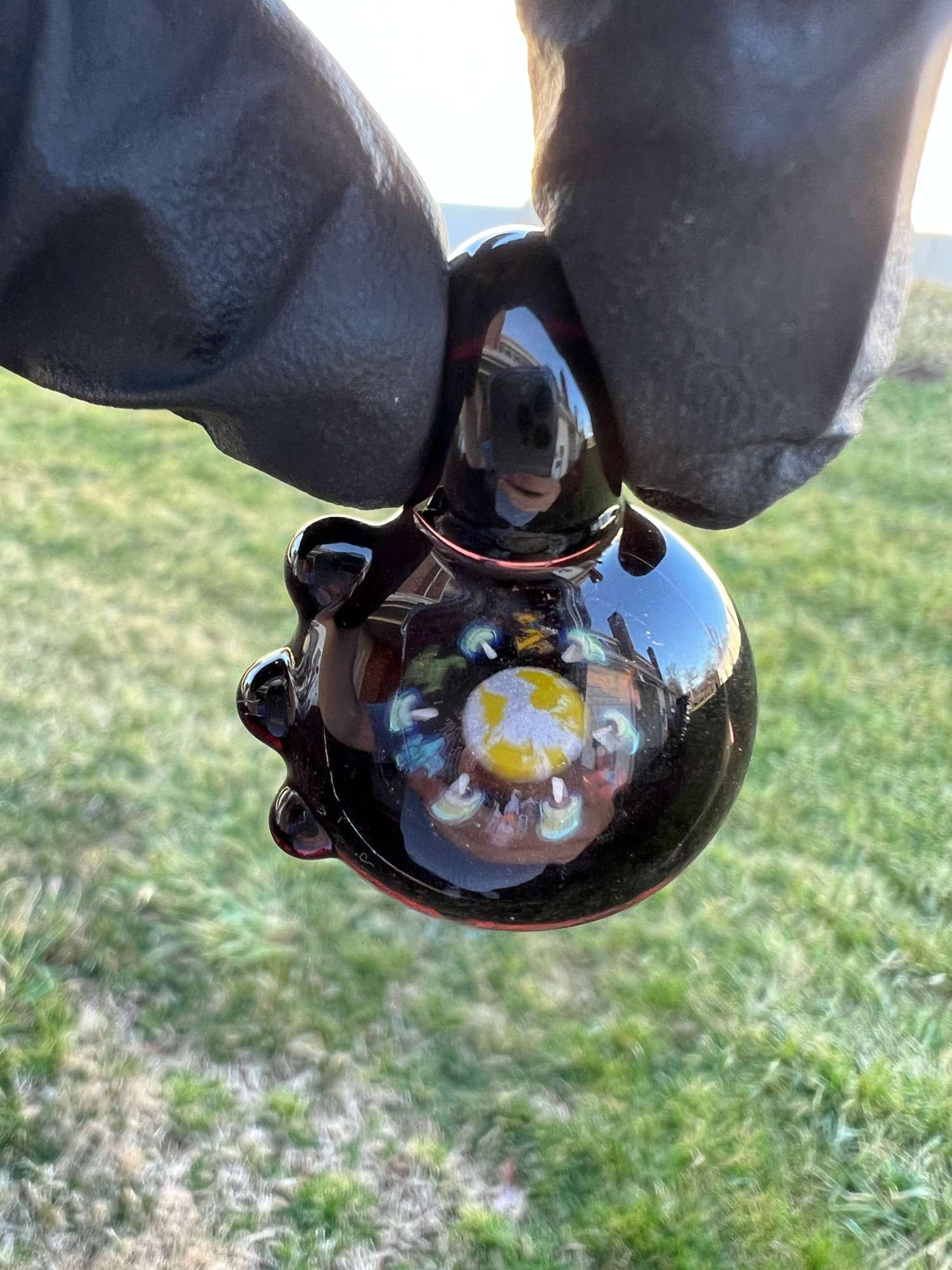 Preview pic of Grateful Dead pendant 
