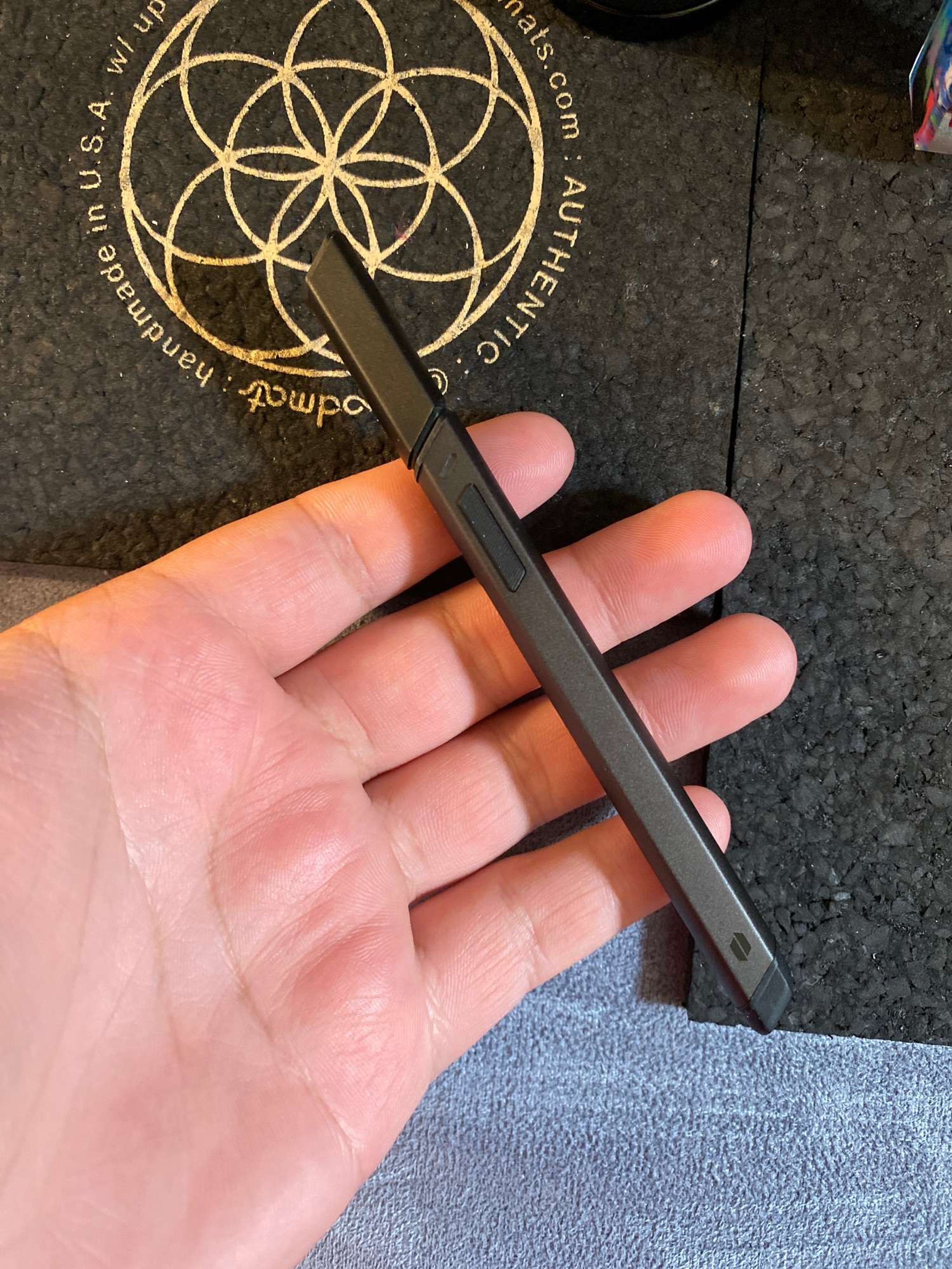 Preview pic of Puffco Hot Knife 