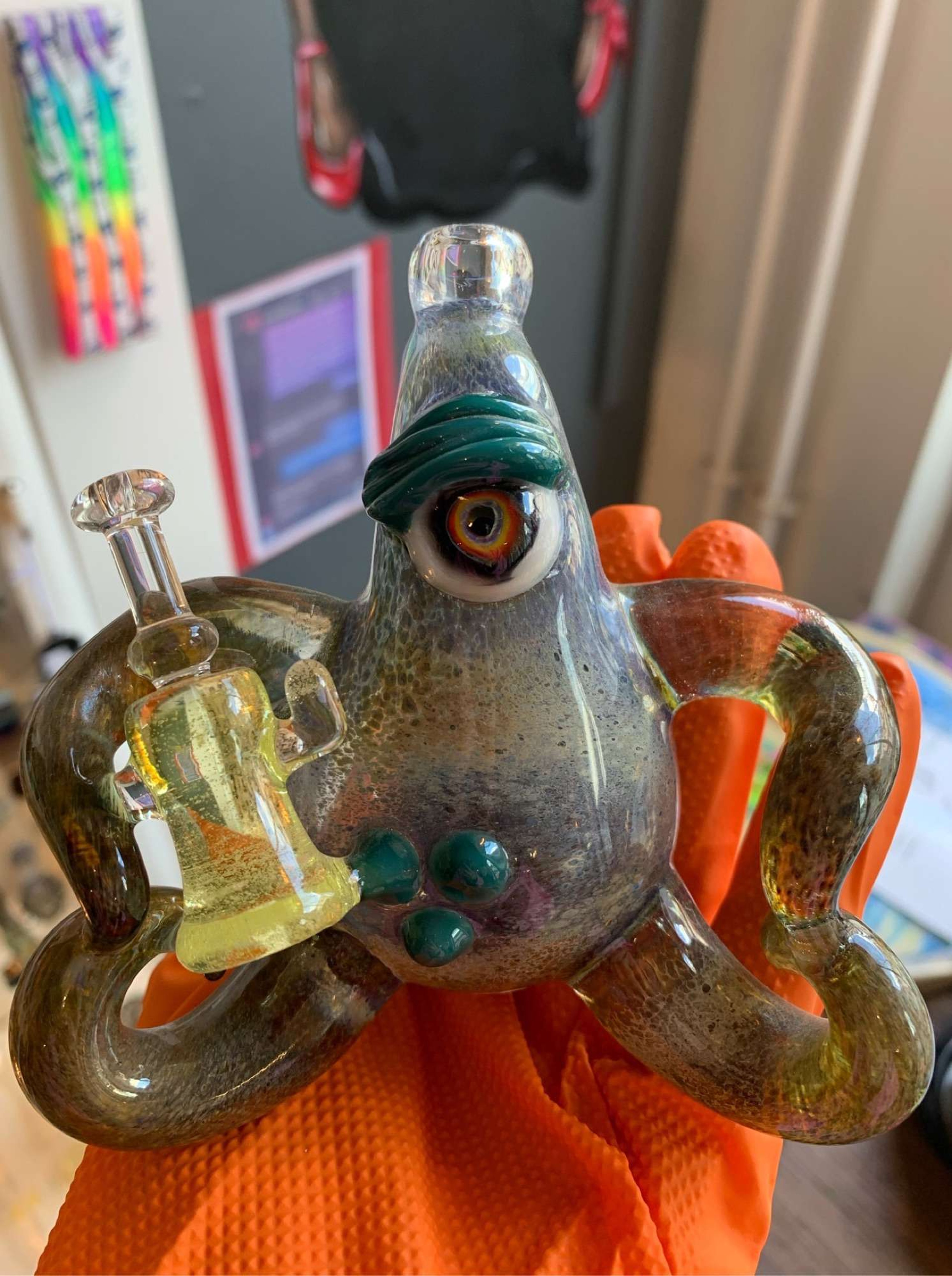 Bong Monster Hand Pipe image 0