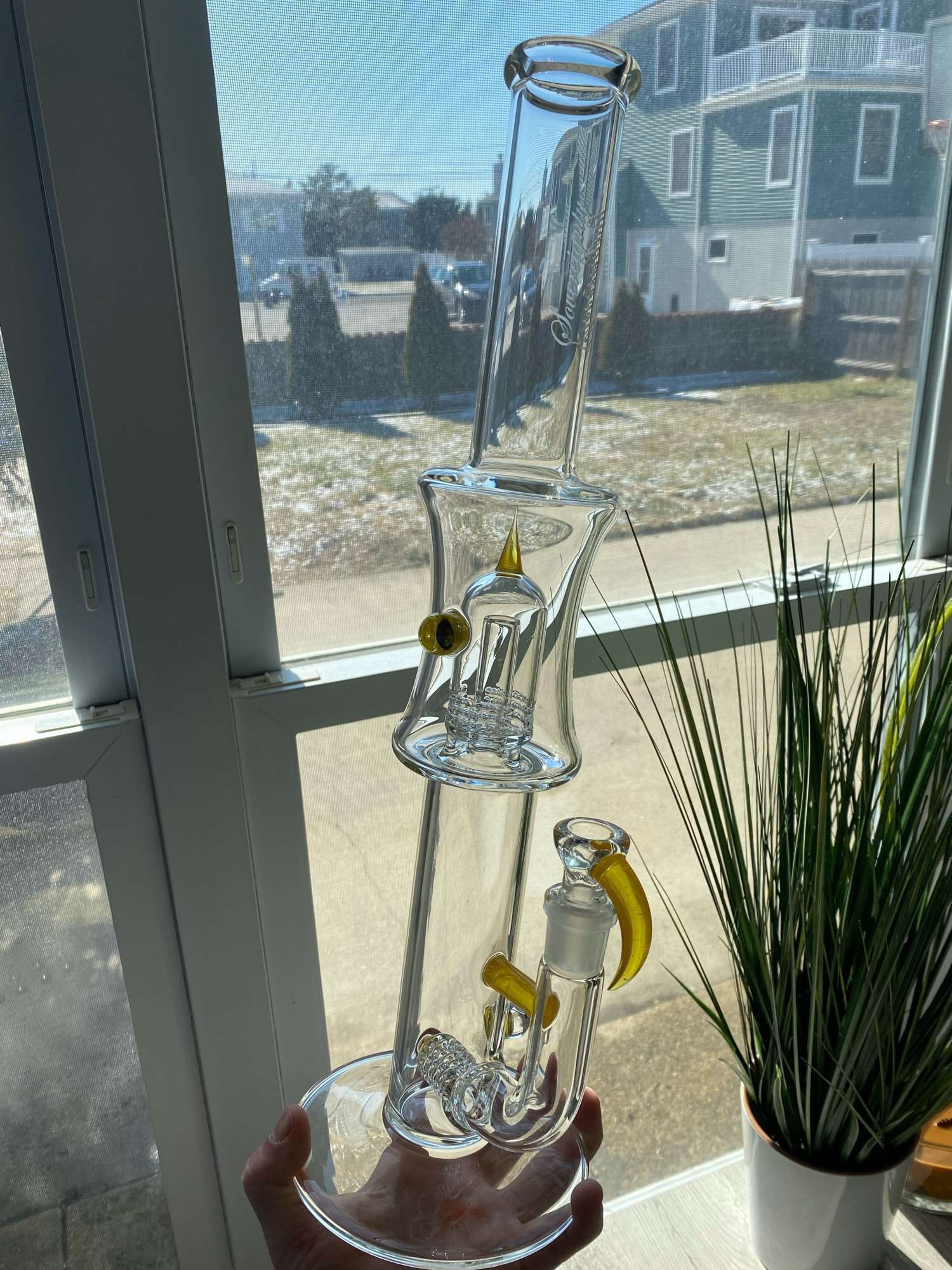 Preview pic of Sovereignty Stem to Dome in SunPort with 2 Millies 