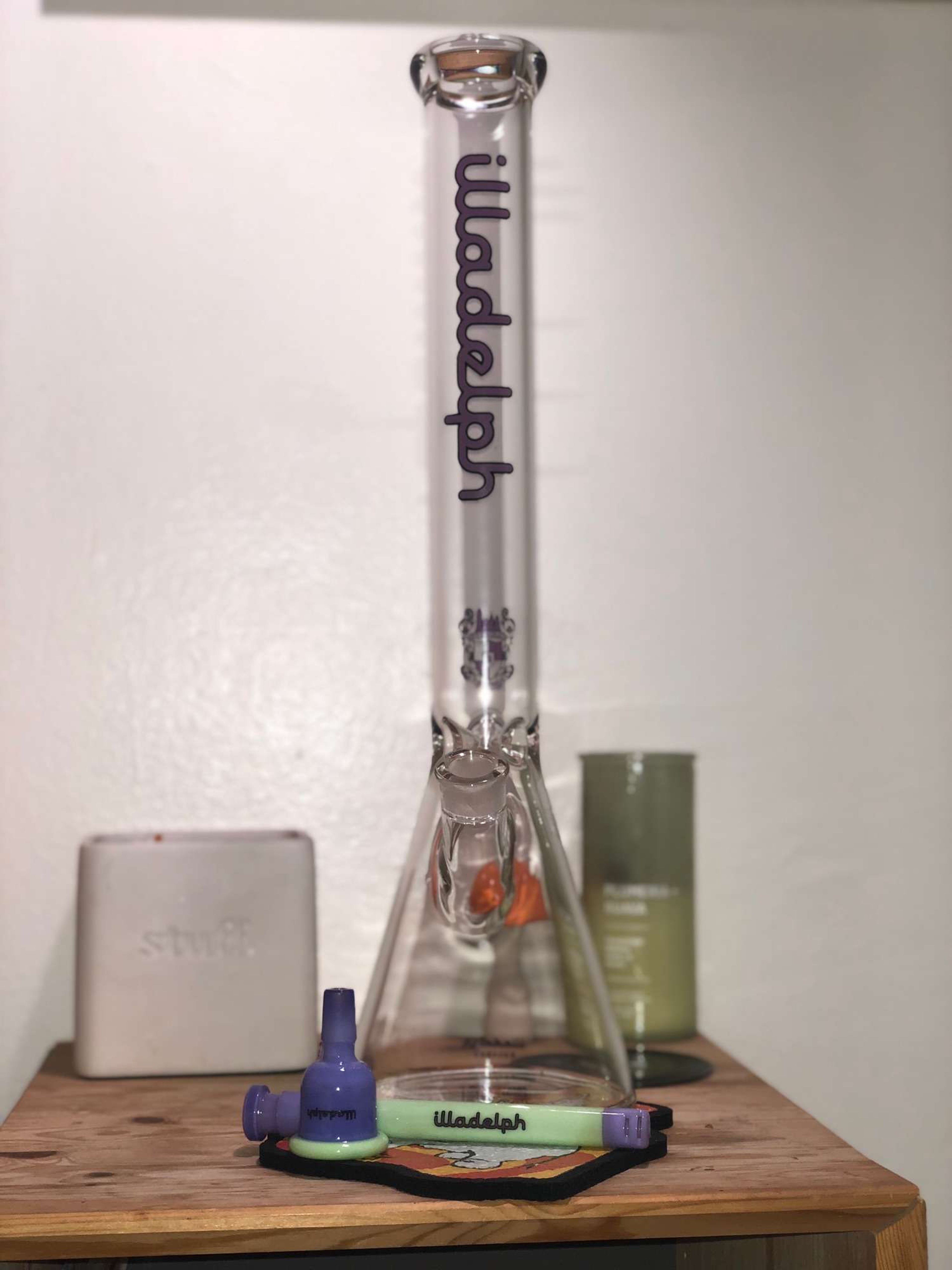 Medium Purple Label “Milky Joker Set” Beaker image 0