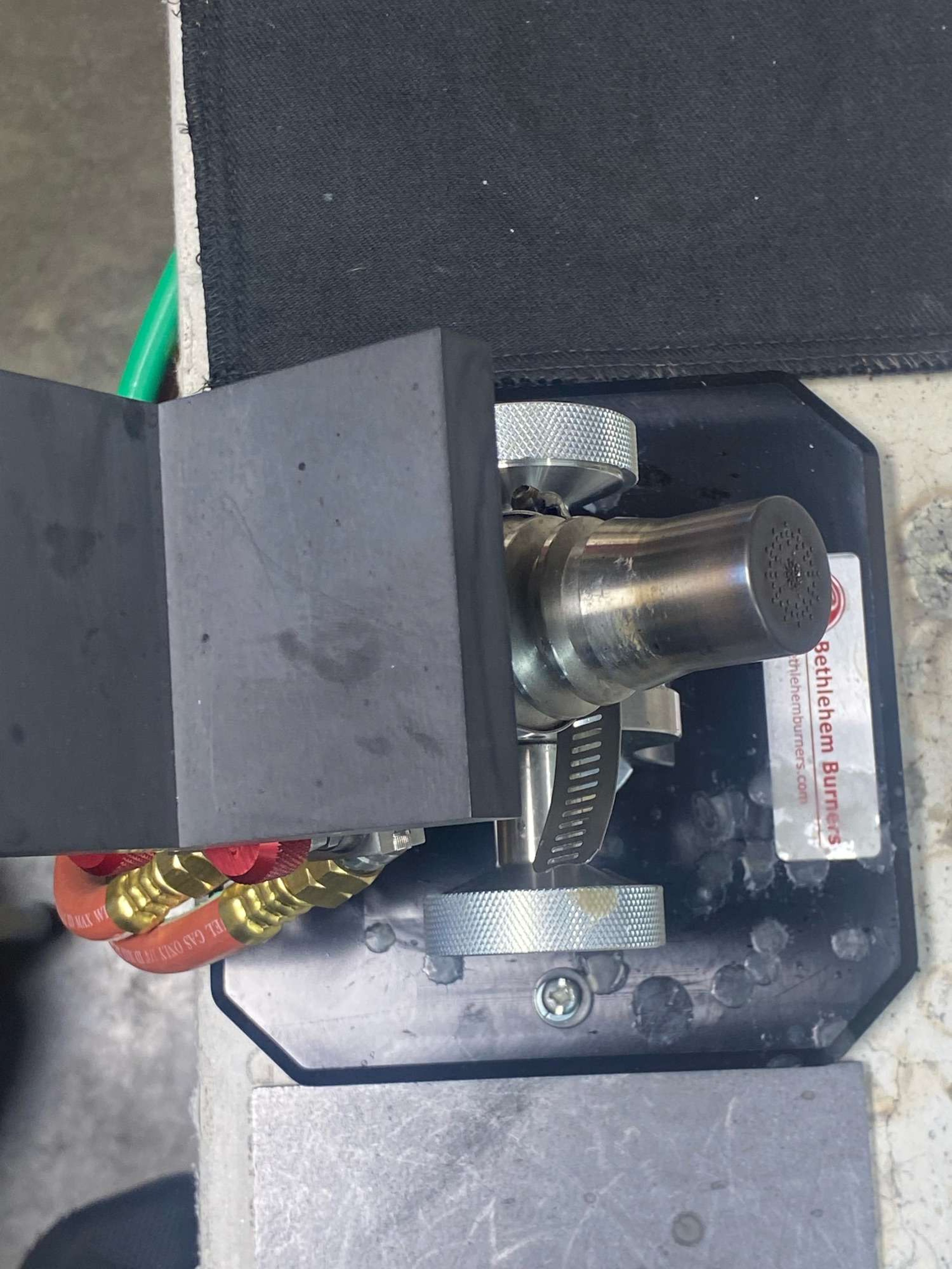 Bethlehem Bravo Sharp Flame Torch image 0