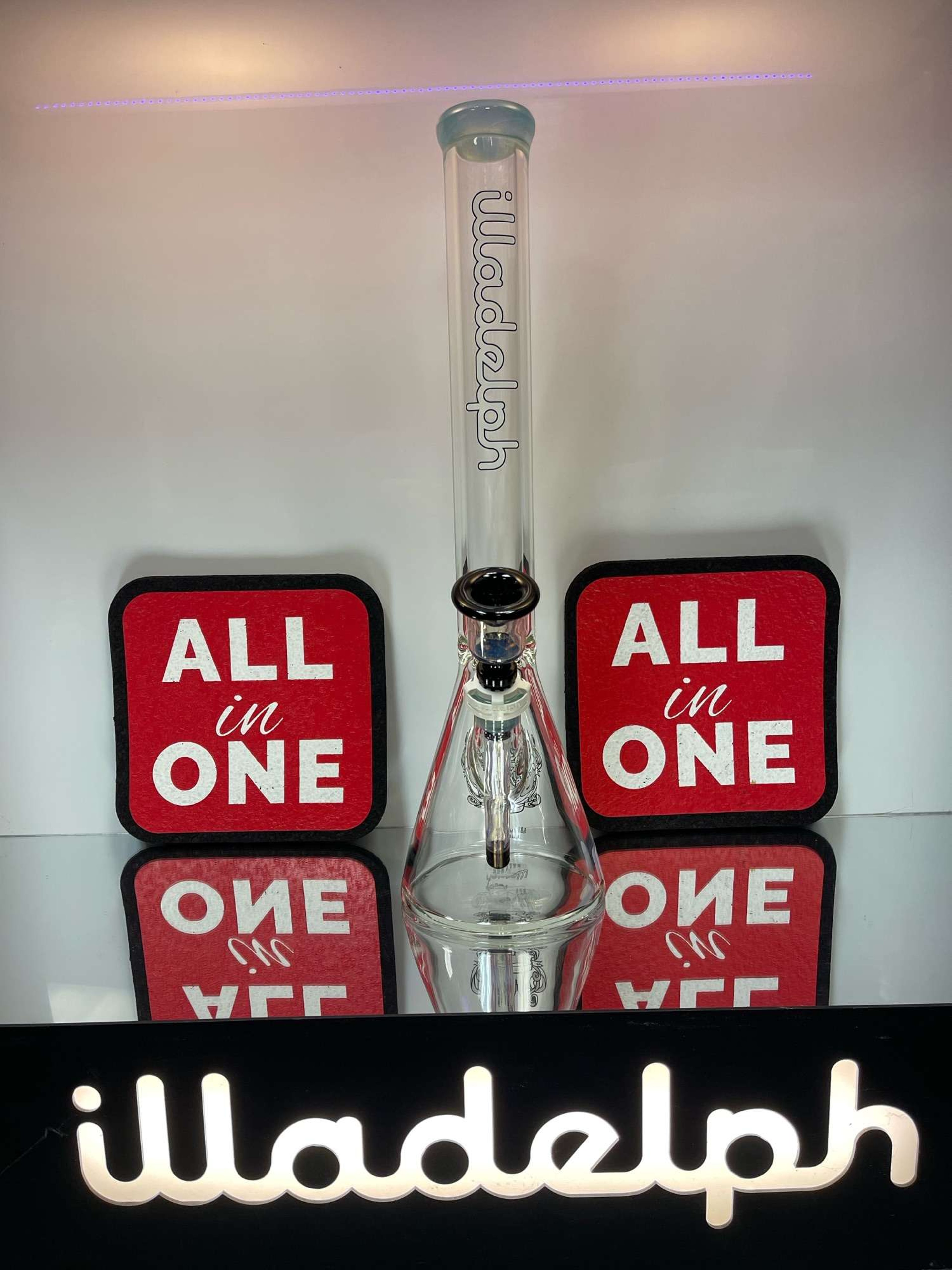 5mm Illadelph Medium Beaker Glopal image 0