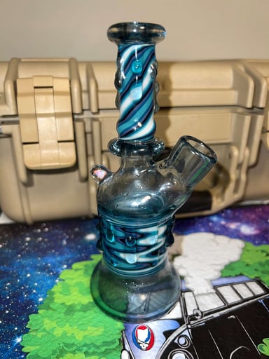 Preview pic of Danlee Glass Drippy Linework Tube