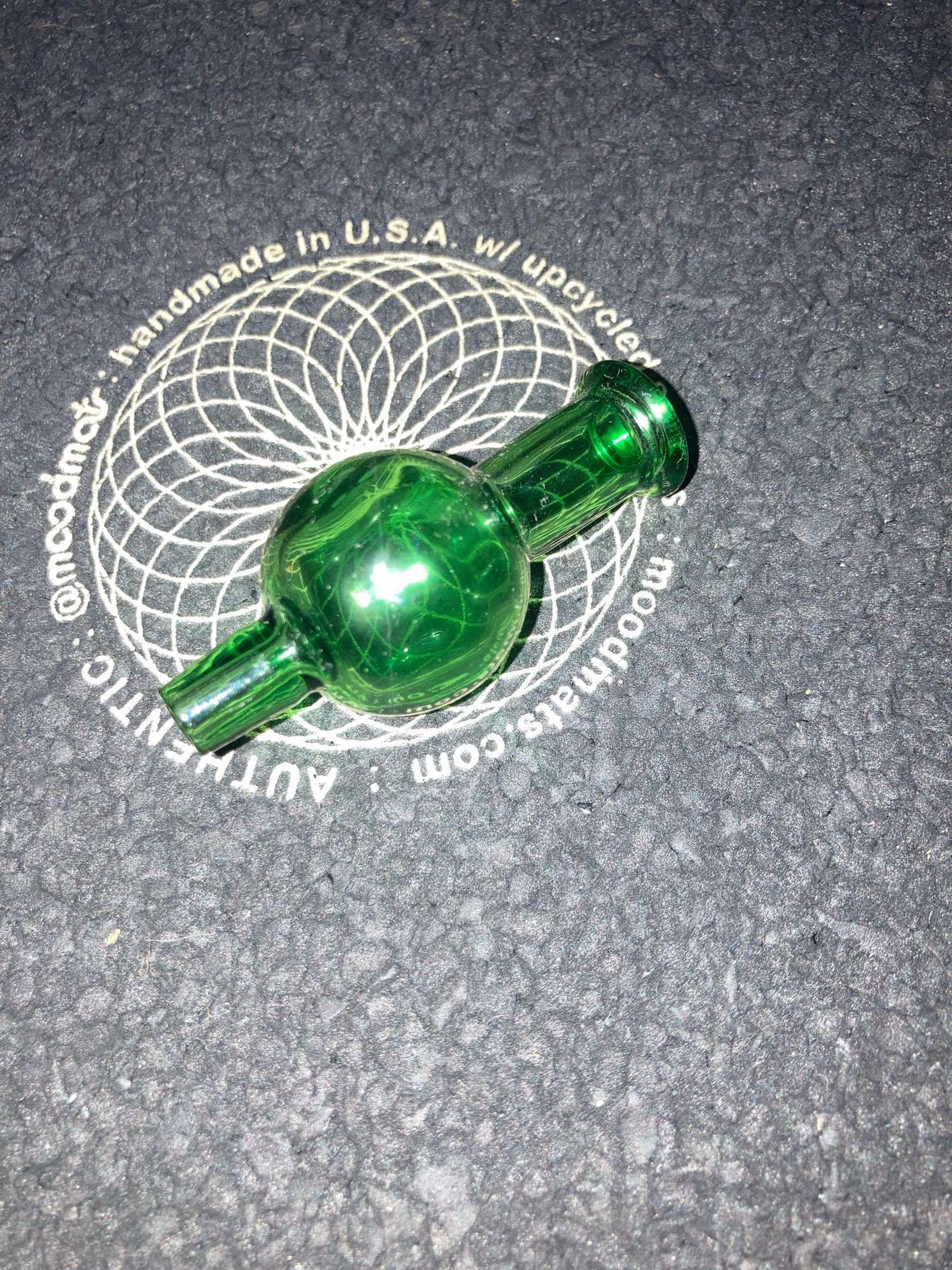 Preview pic of Green bubble cap