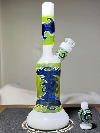 Preview pic of PeeJ Glass 10mm Tube