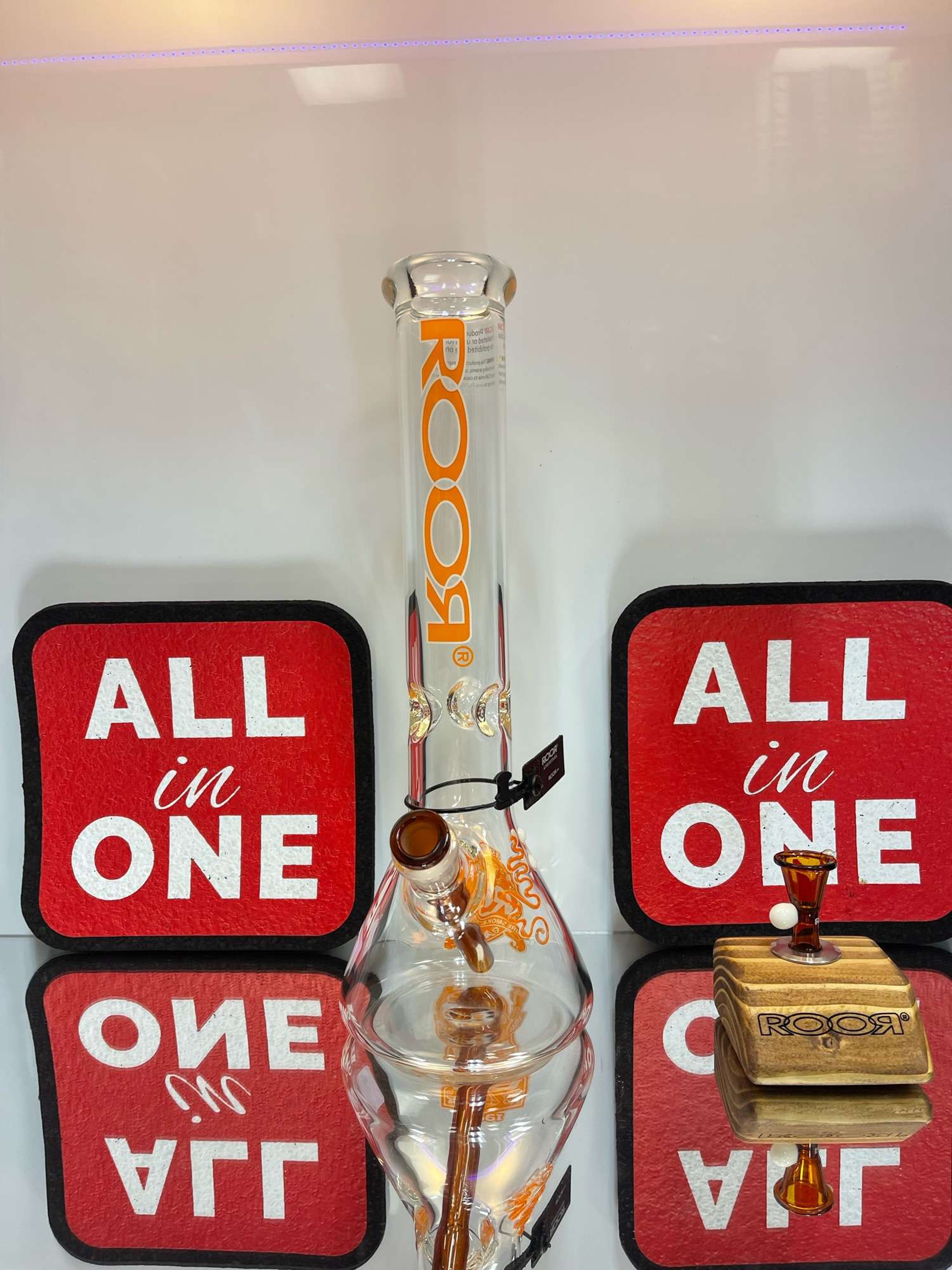 Preview pic of Orange RooR 14 in Beaker