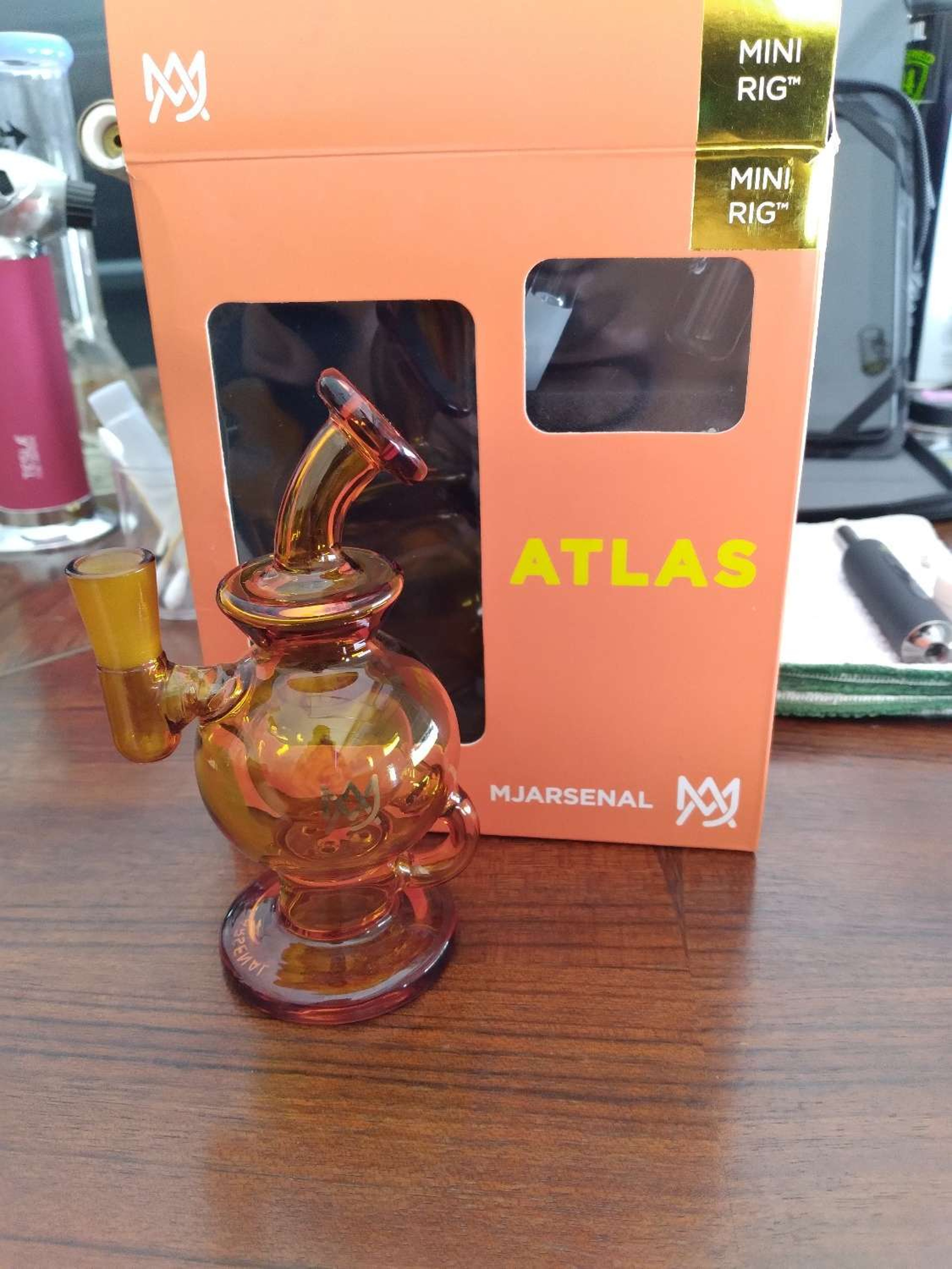 Mj arsenal atlas amber edition image 0