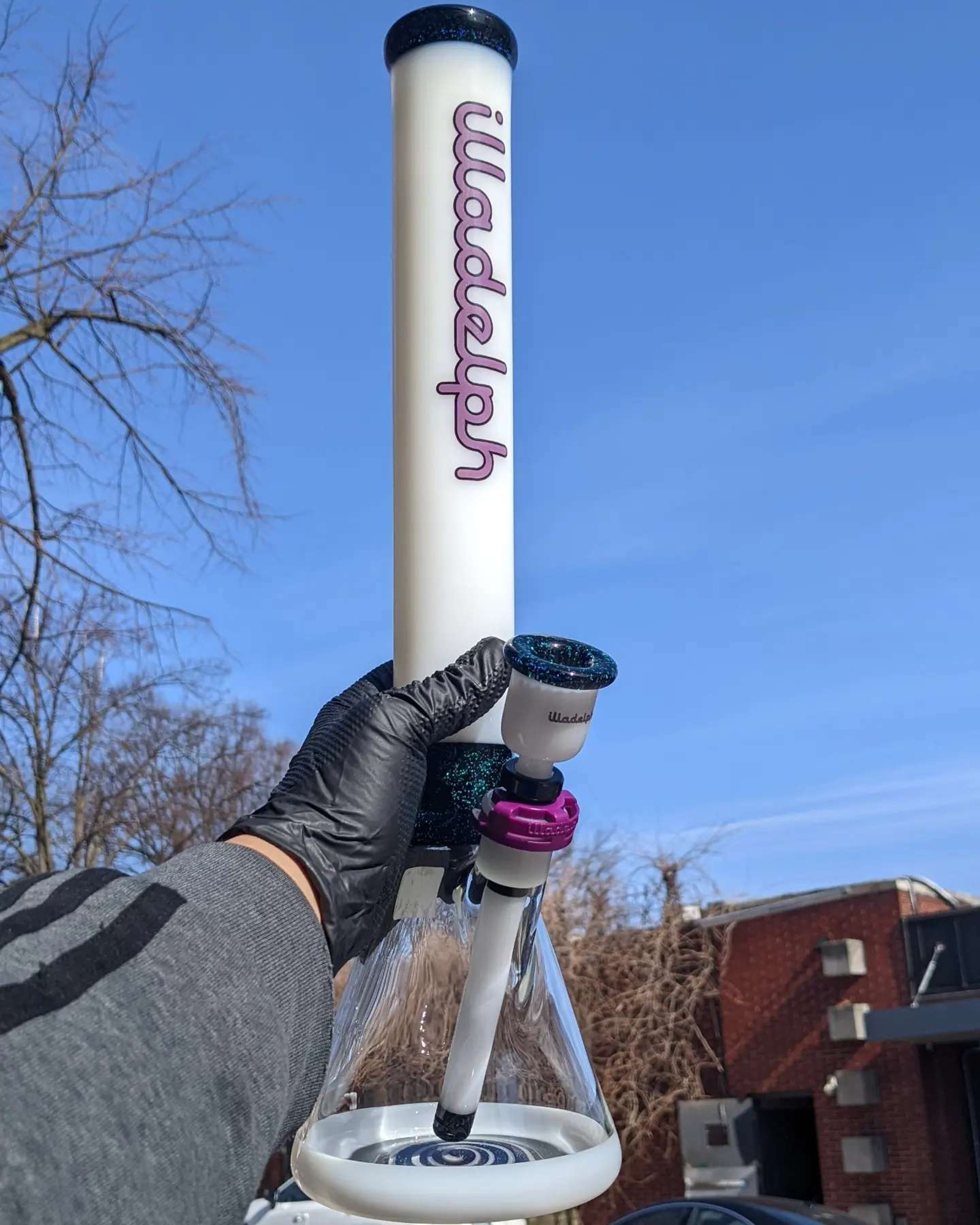 Illadelph custom Cropal beaker image 0