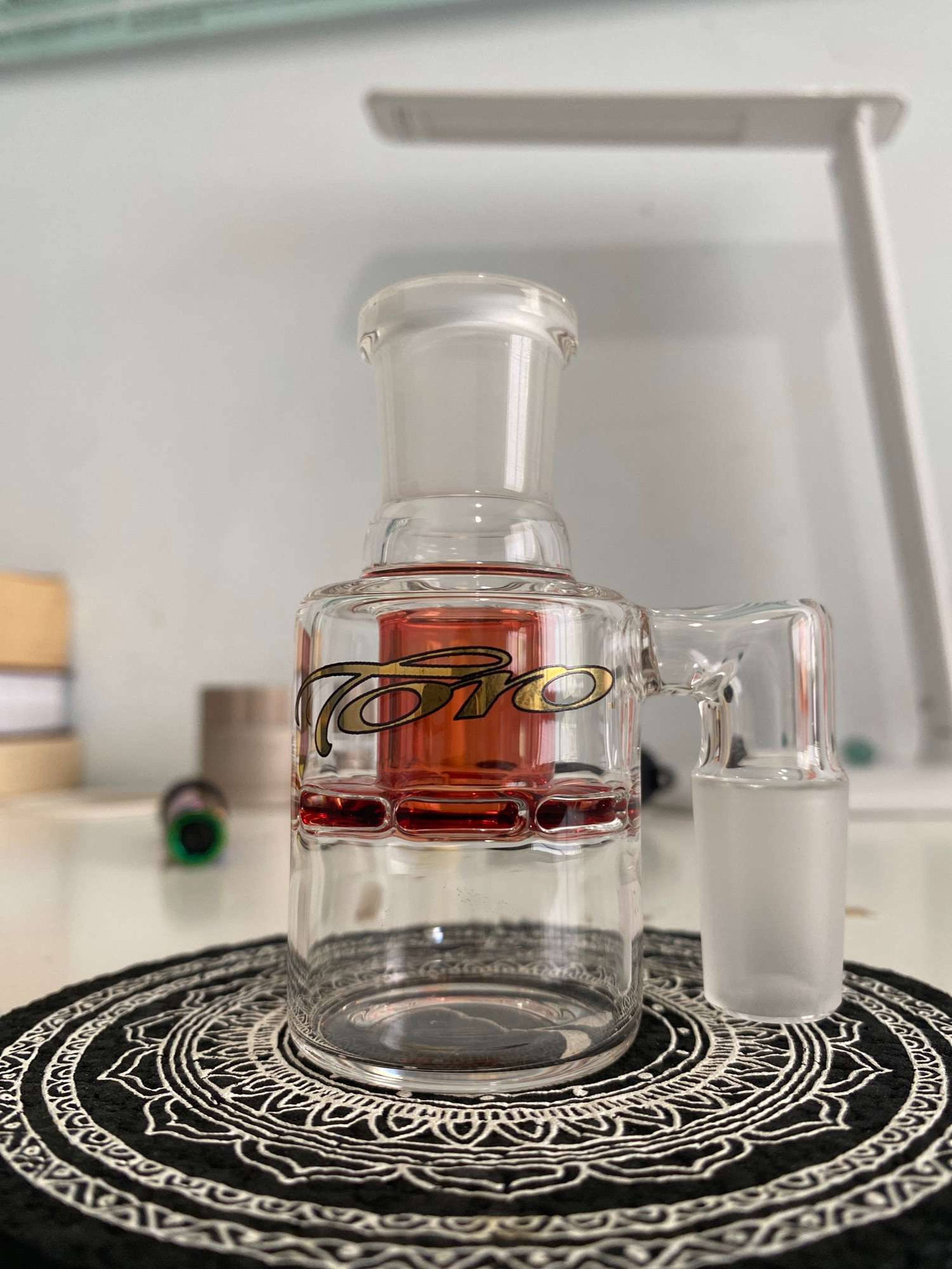 Toro Glass Mini DC 18/18mm in Garnet Brand New image 0