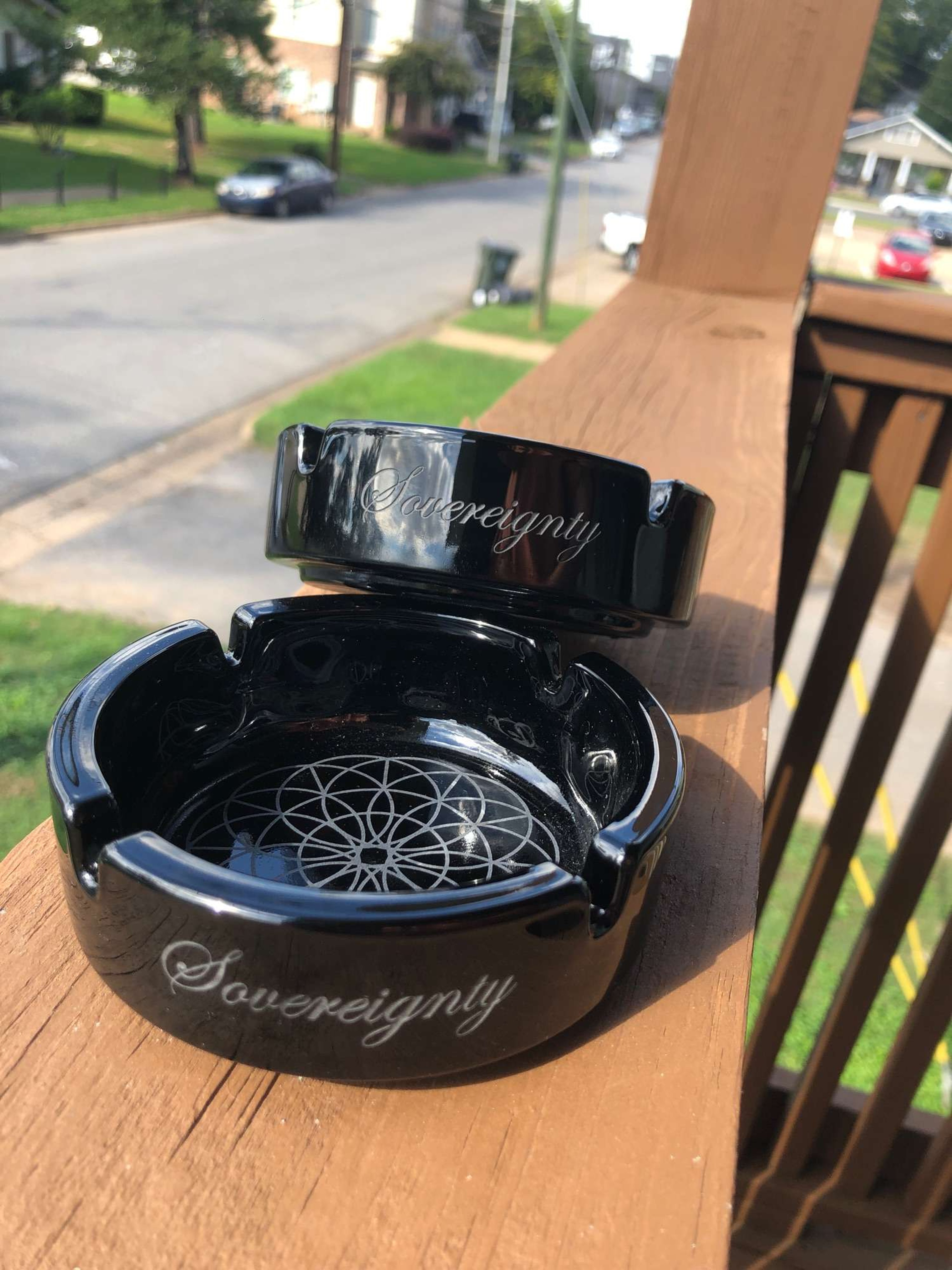 Sovereignty ashtray  image 0