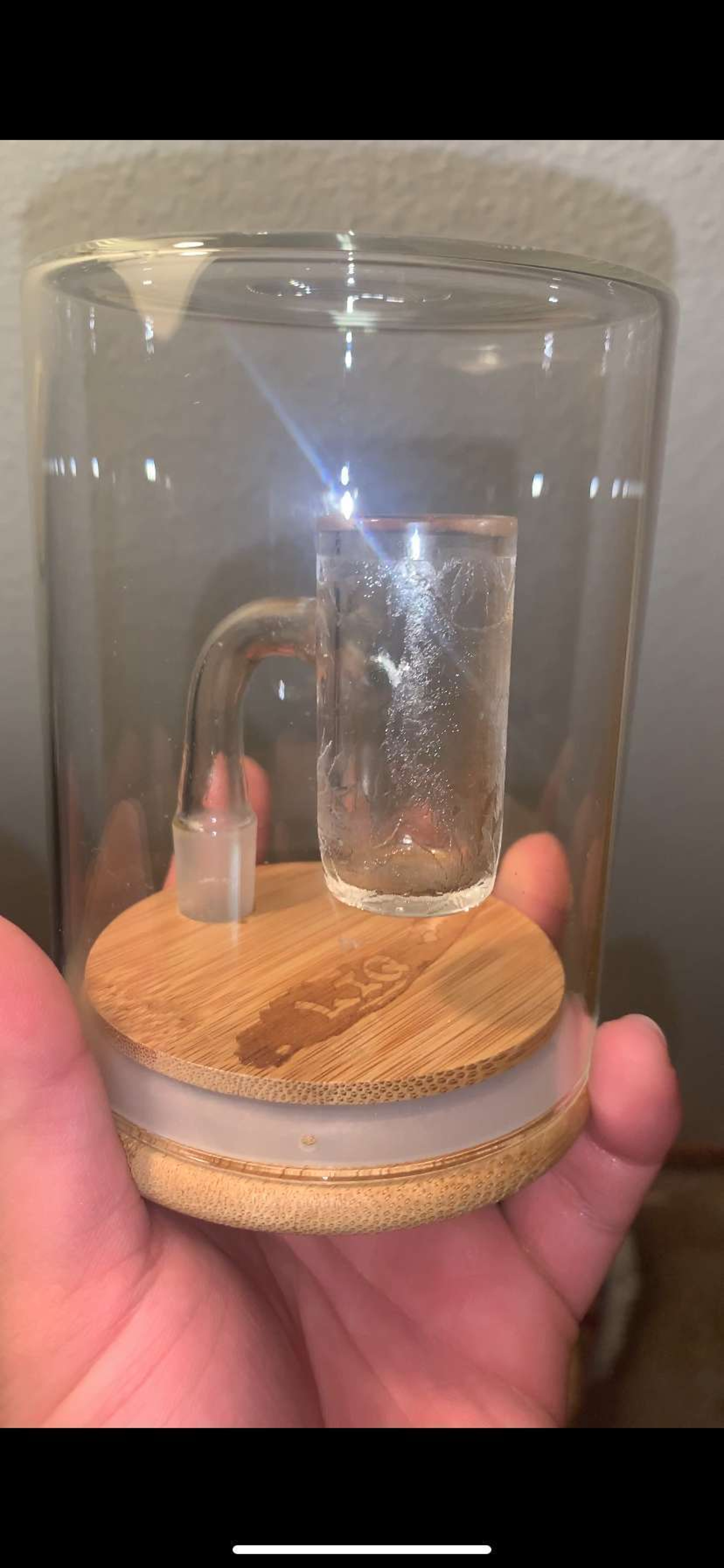 Preview pic of Long Island Quartz banger with container