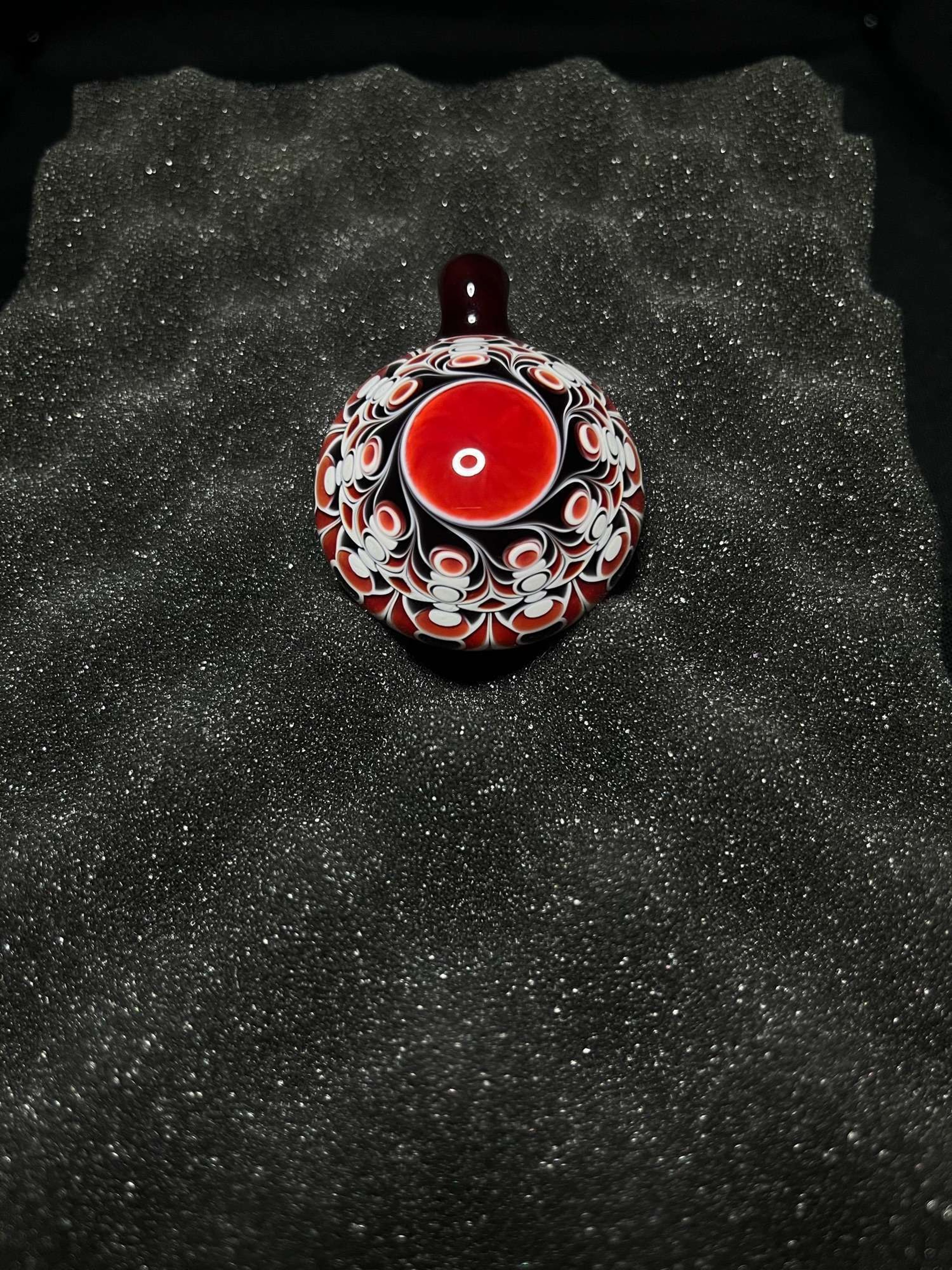 Preview pic of Altier Pendant 3