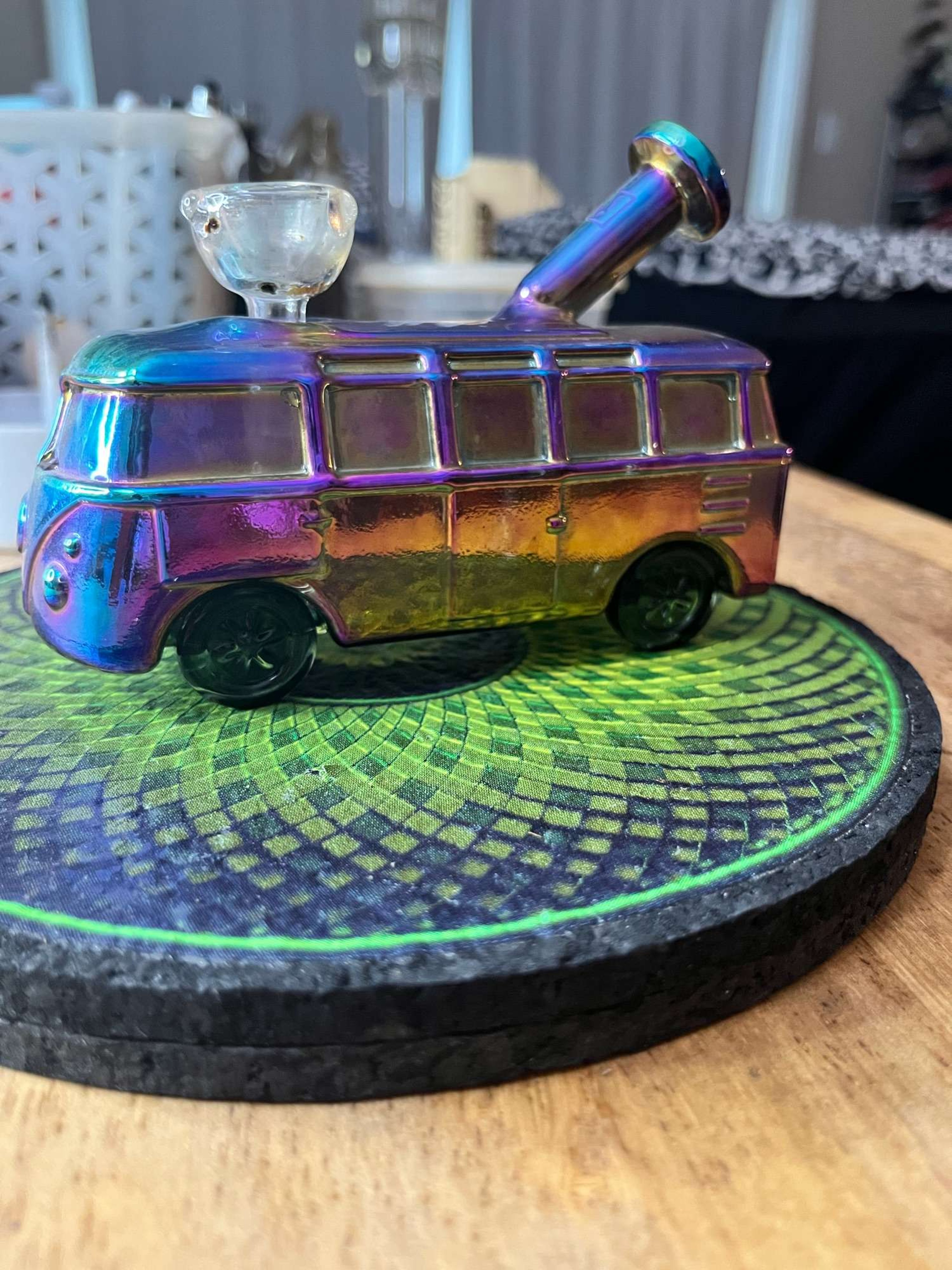Preview pic of Daily High Club Hippie Van