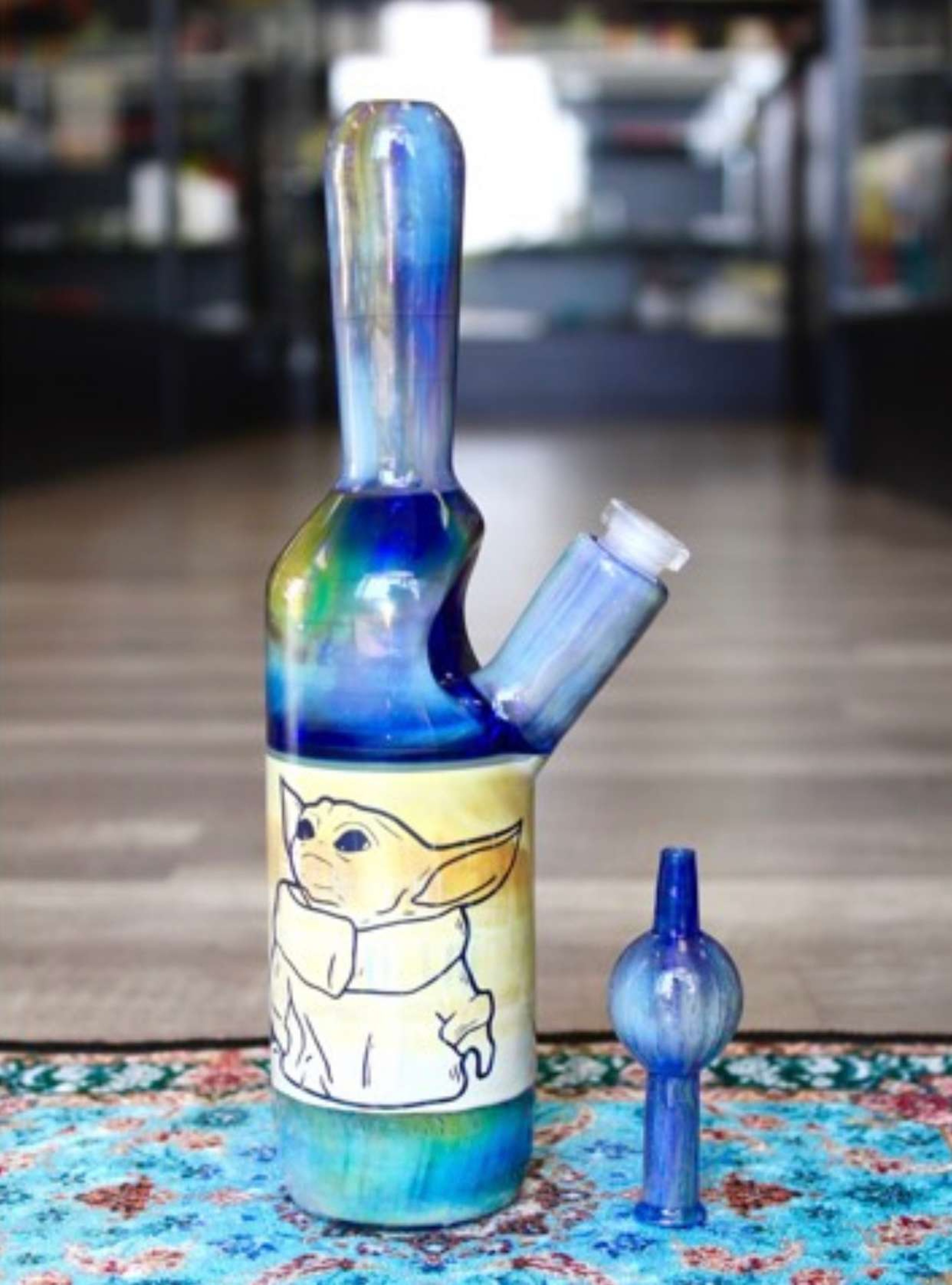 Preview pic of Immaculate Glass - Spacetech Mandalorian bottle