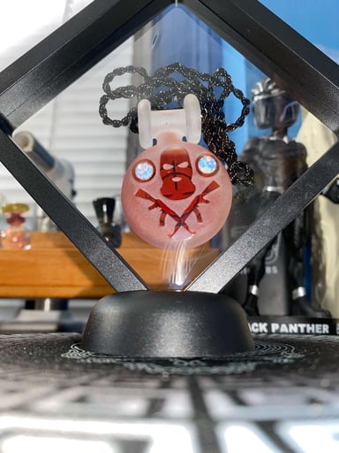 Preview pic of AK-47 pendant