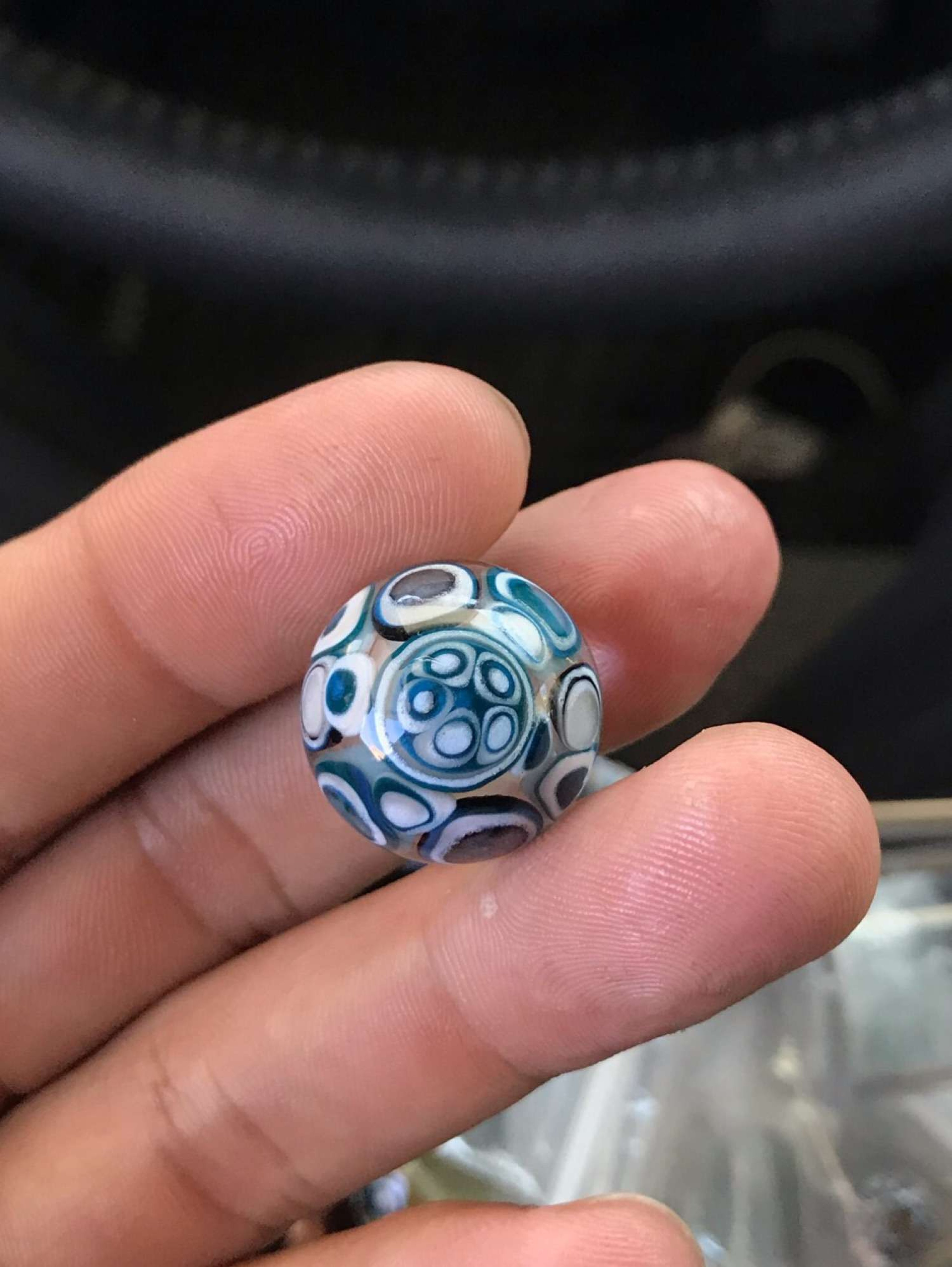 Preview pic of Dot an fume 50/50 #3