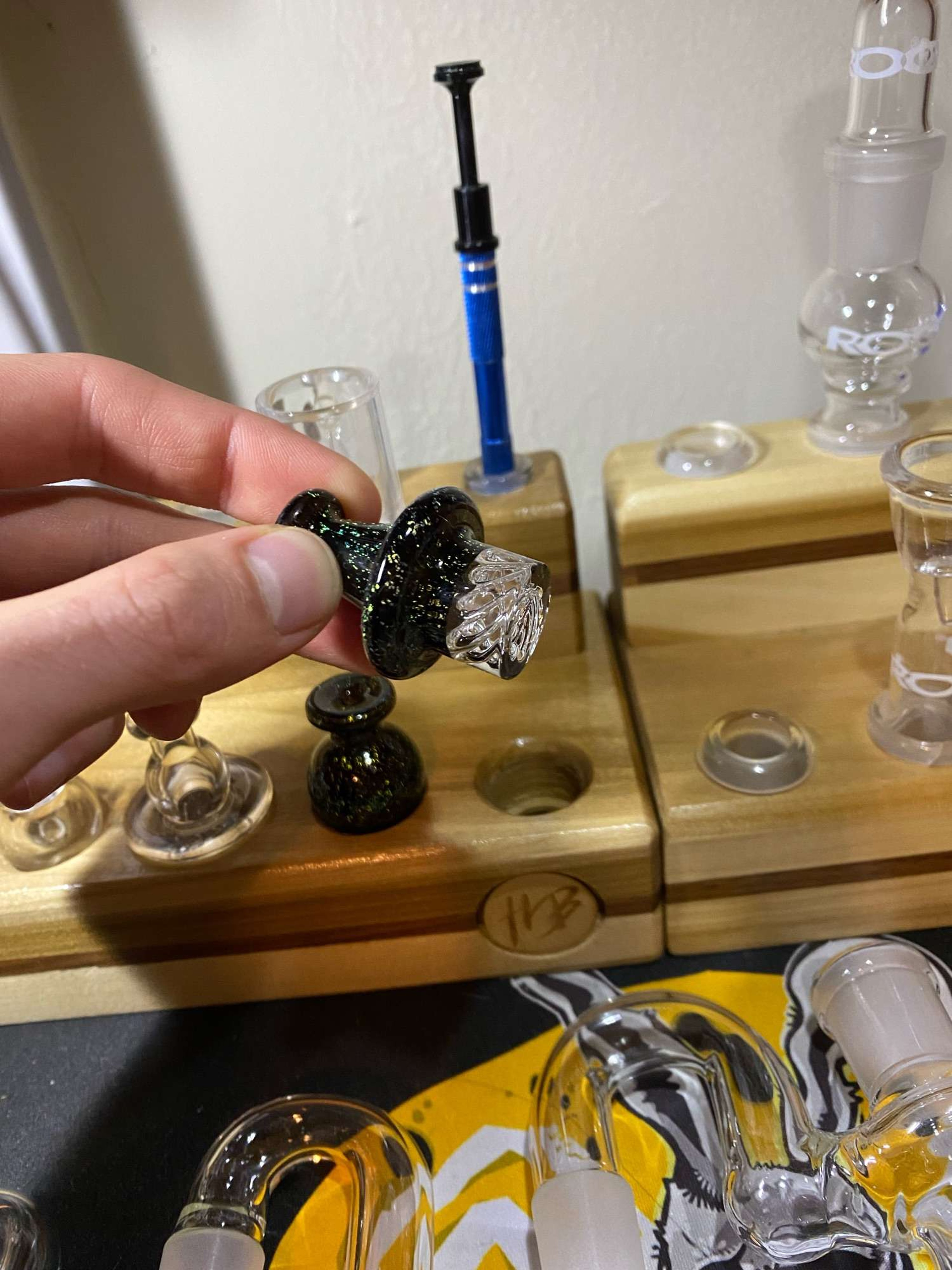 Matching spinner / bubble cap set image 0