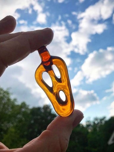 Preview pic of Honeycomb shatter pendant by @glyphglass