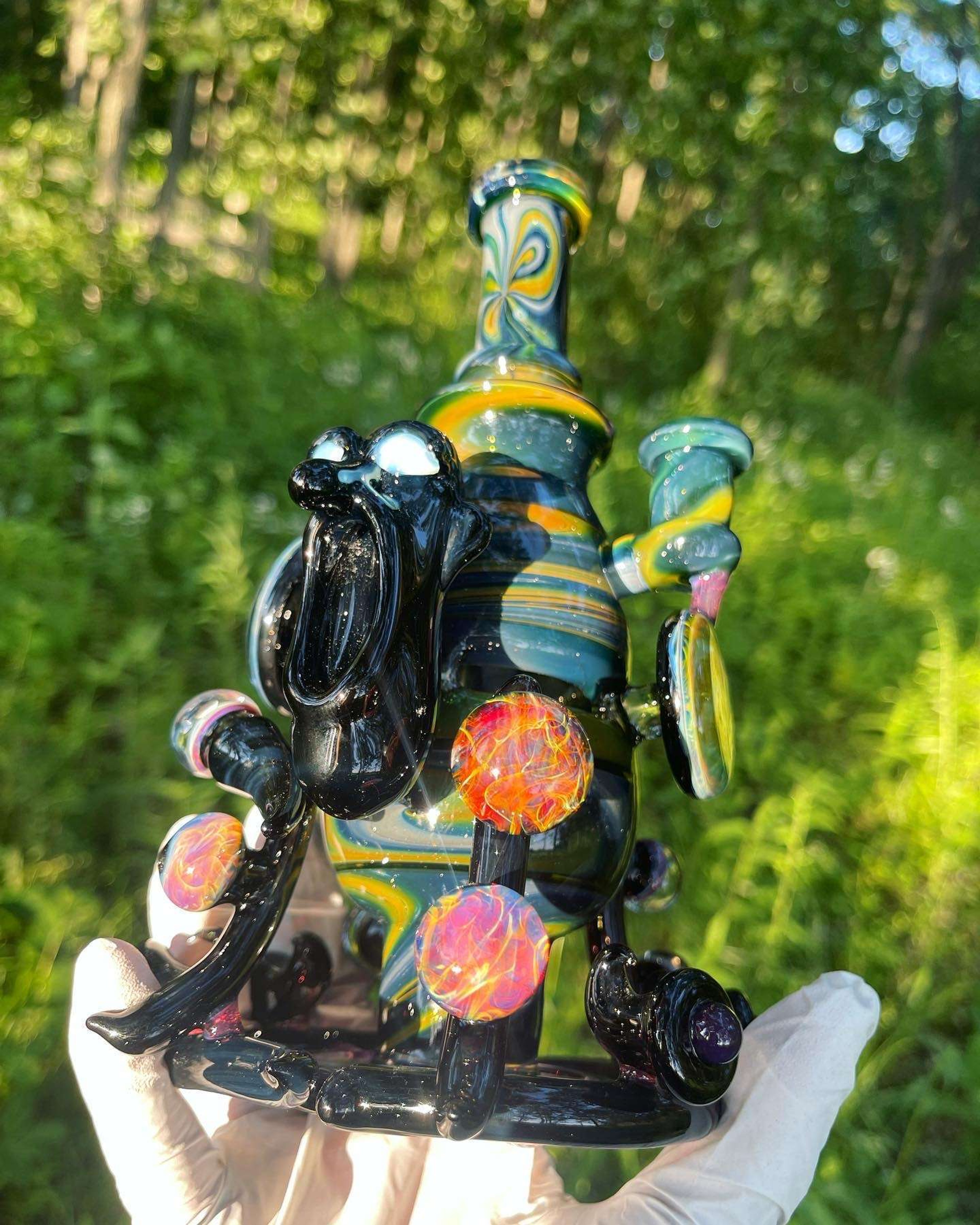 Preview pic of A.H x jgweedz Fab Egg