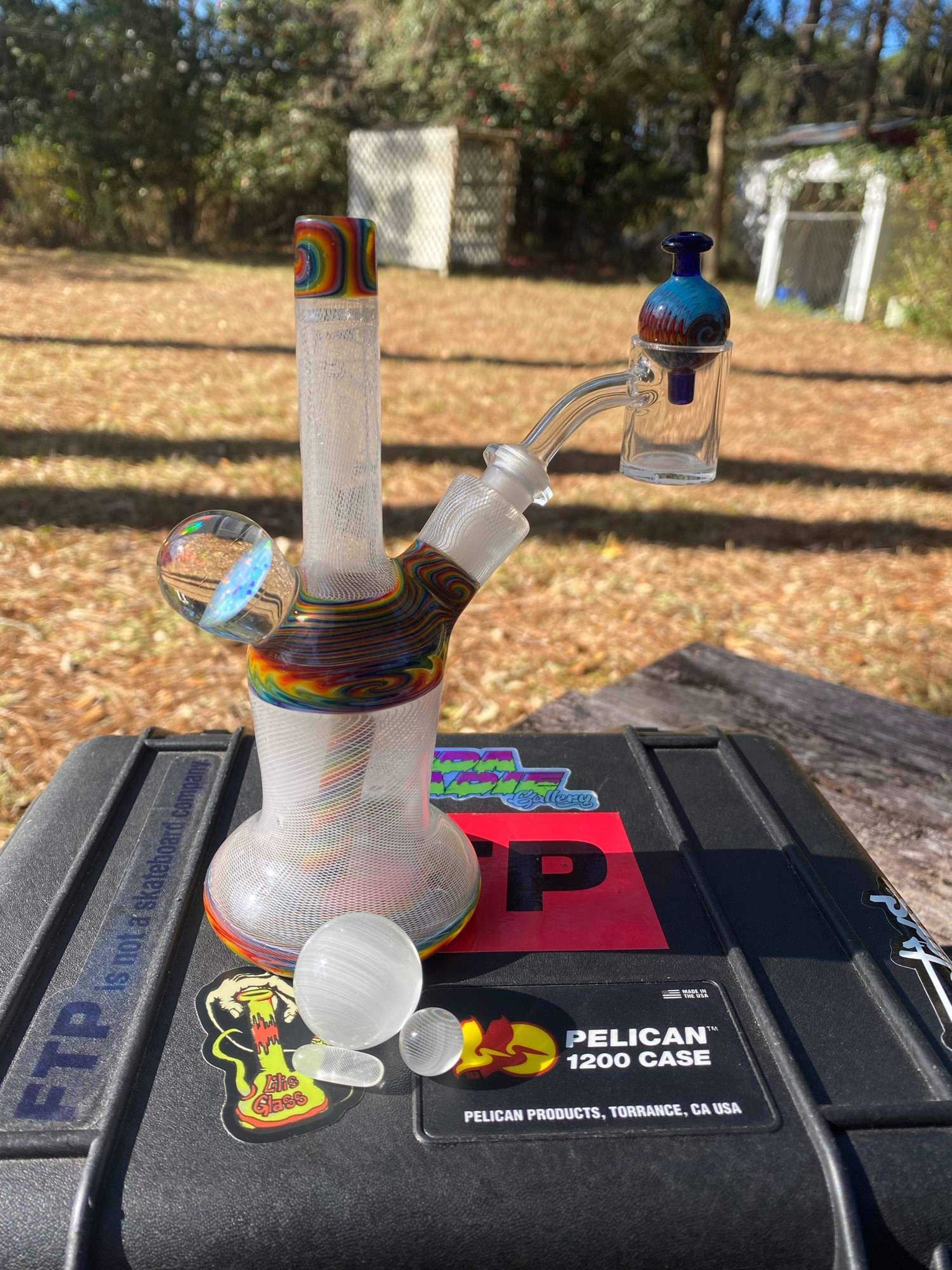 Preview pic of Bluesoldierart x peejglass collab tube set