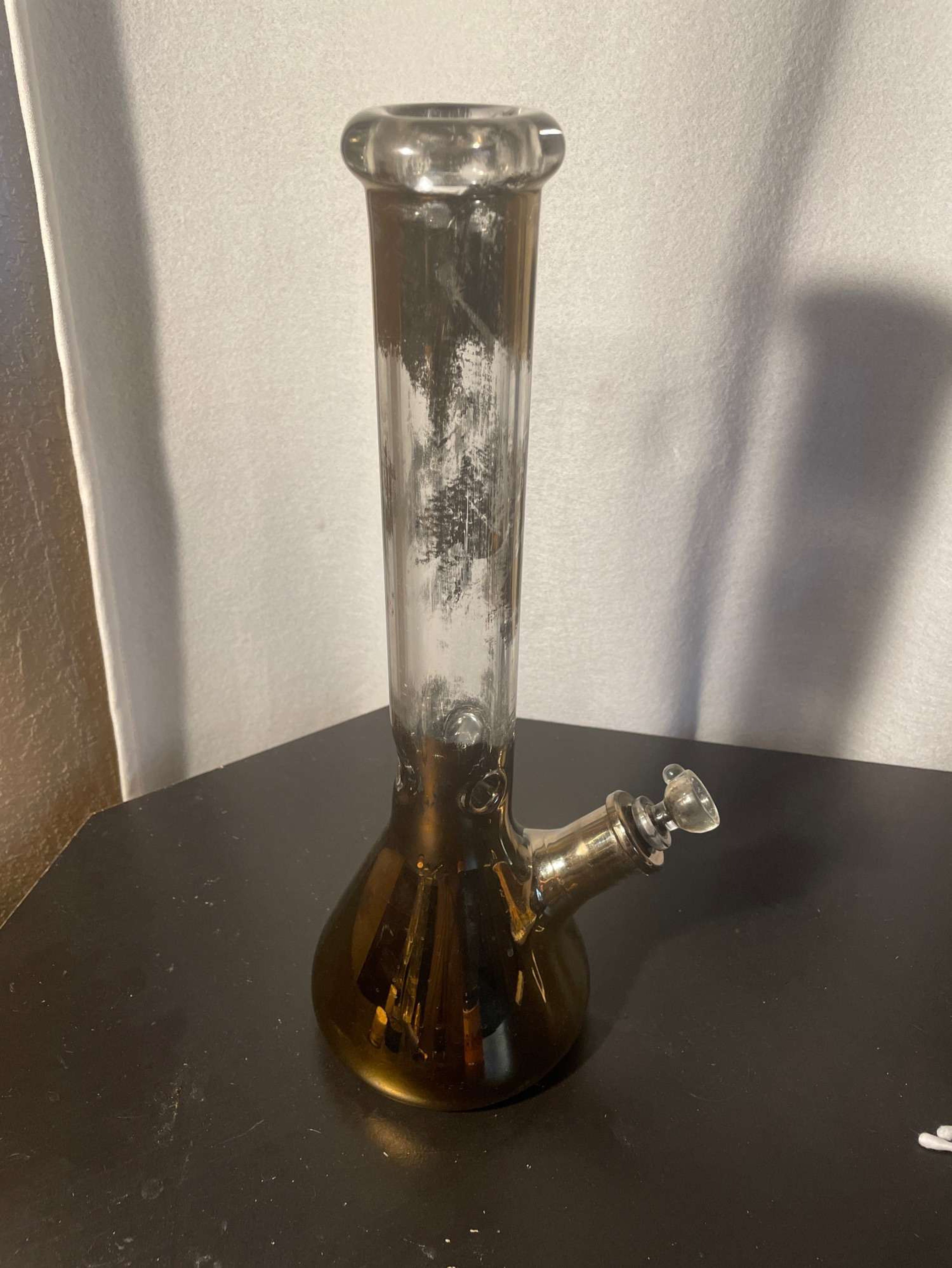 Preview pic of Gold beaker 