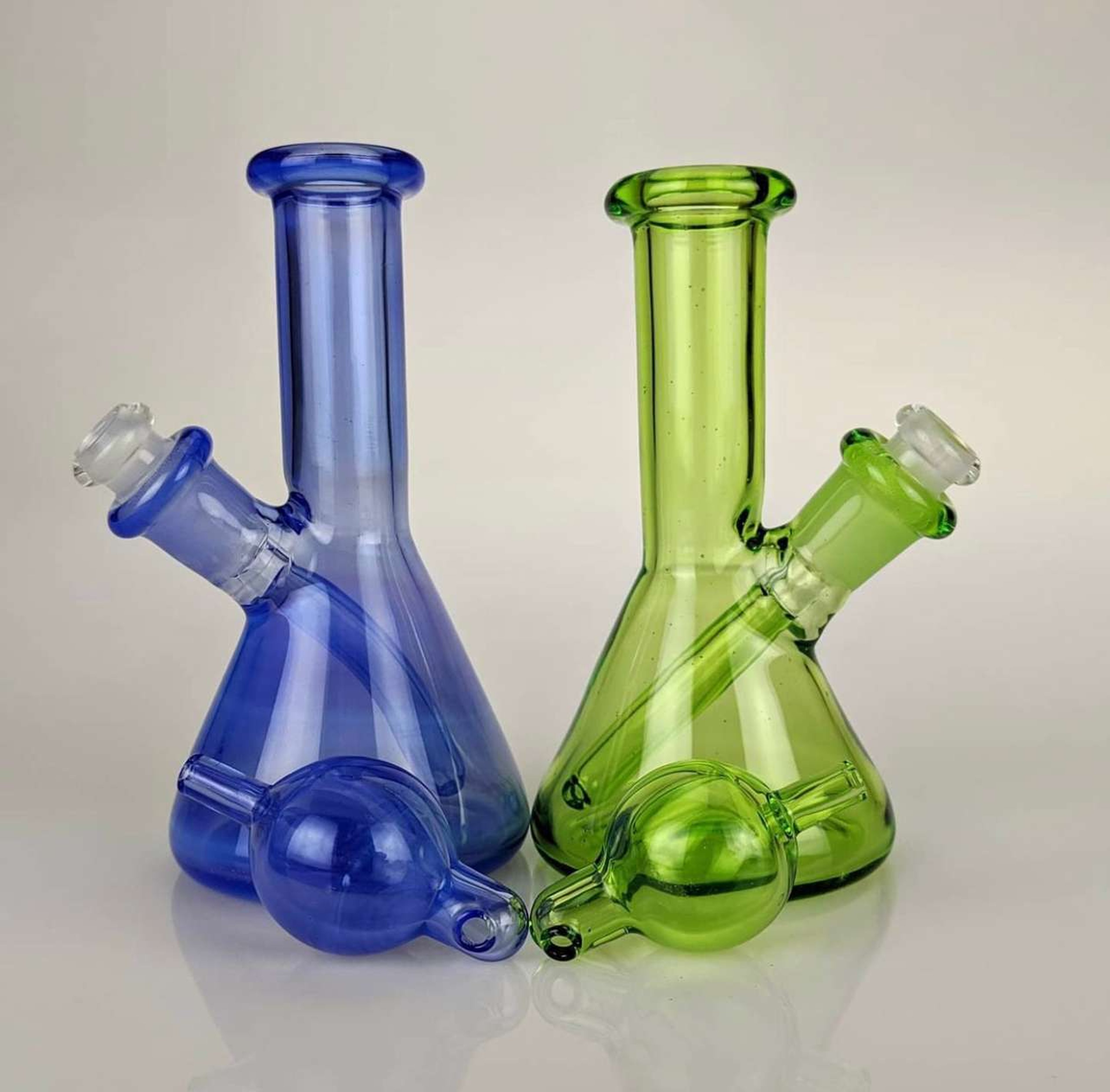 N3rd custom beaker bong only the green one image 0