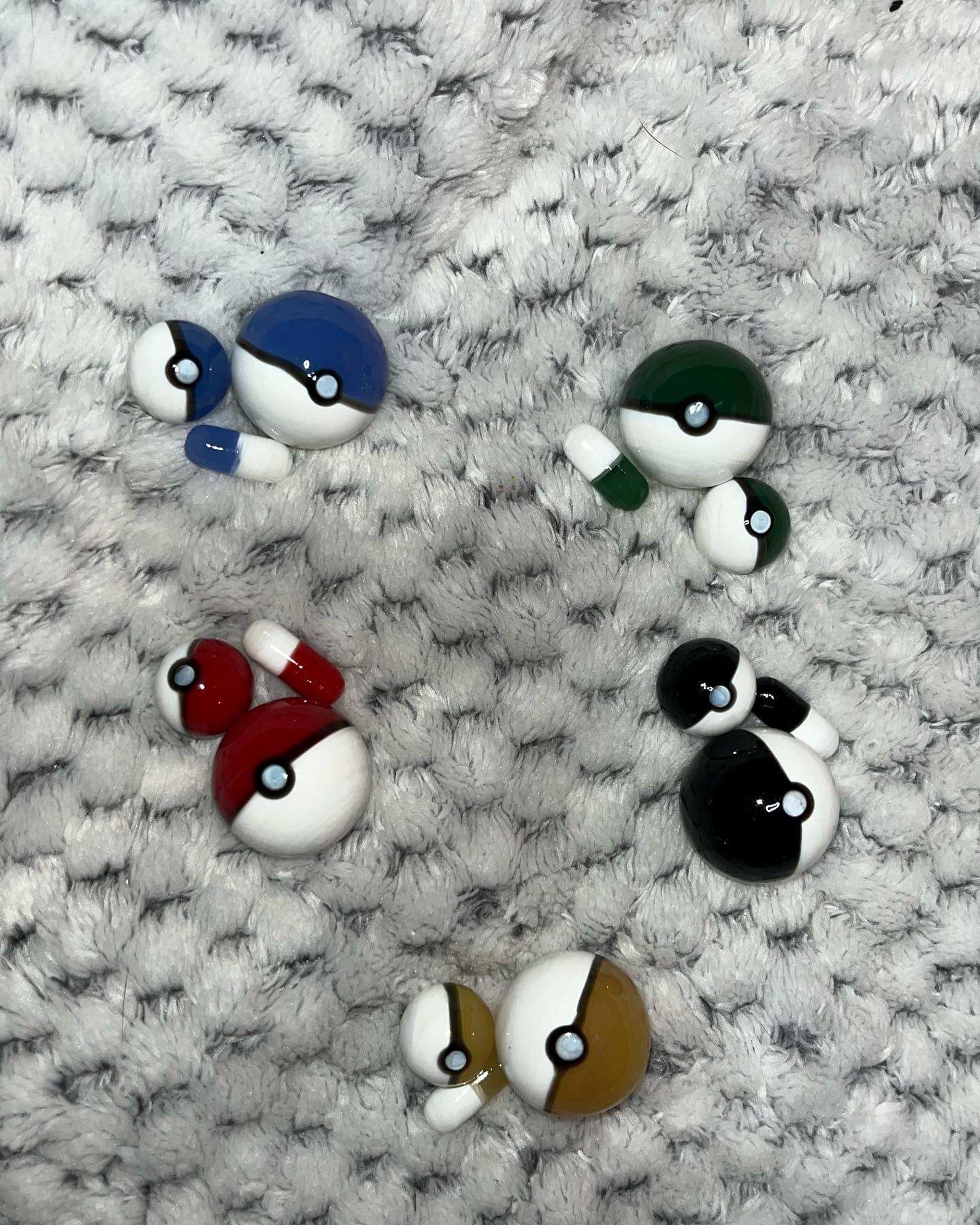 Preview pic of pokeball slurpersets