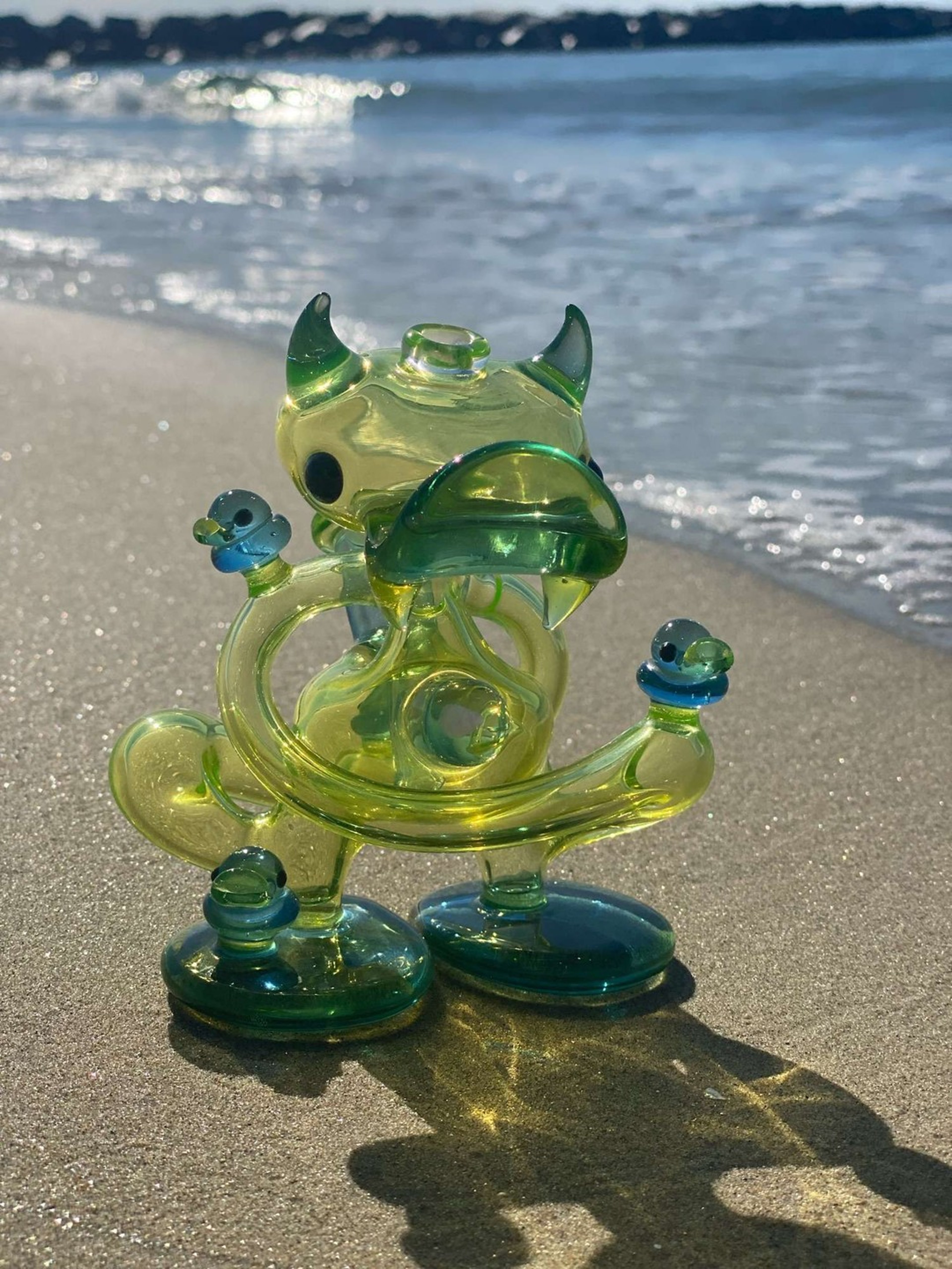 Preview pic of Ryno Recycling Standing Duck -illuminatiXraindrop