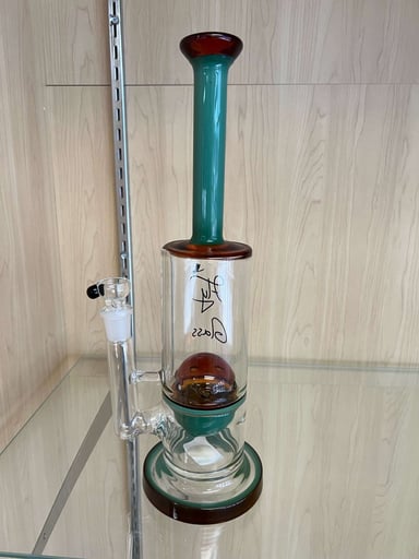 Preview pic of Fly glass water pipe