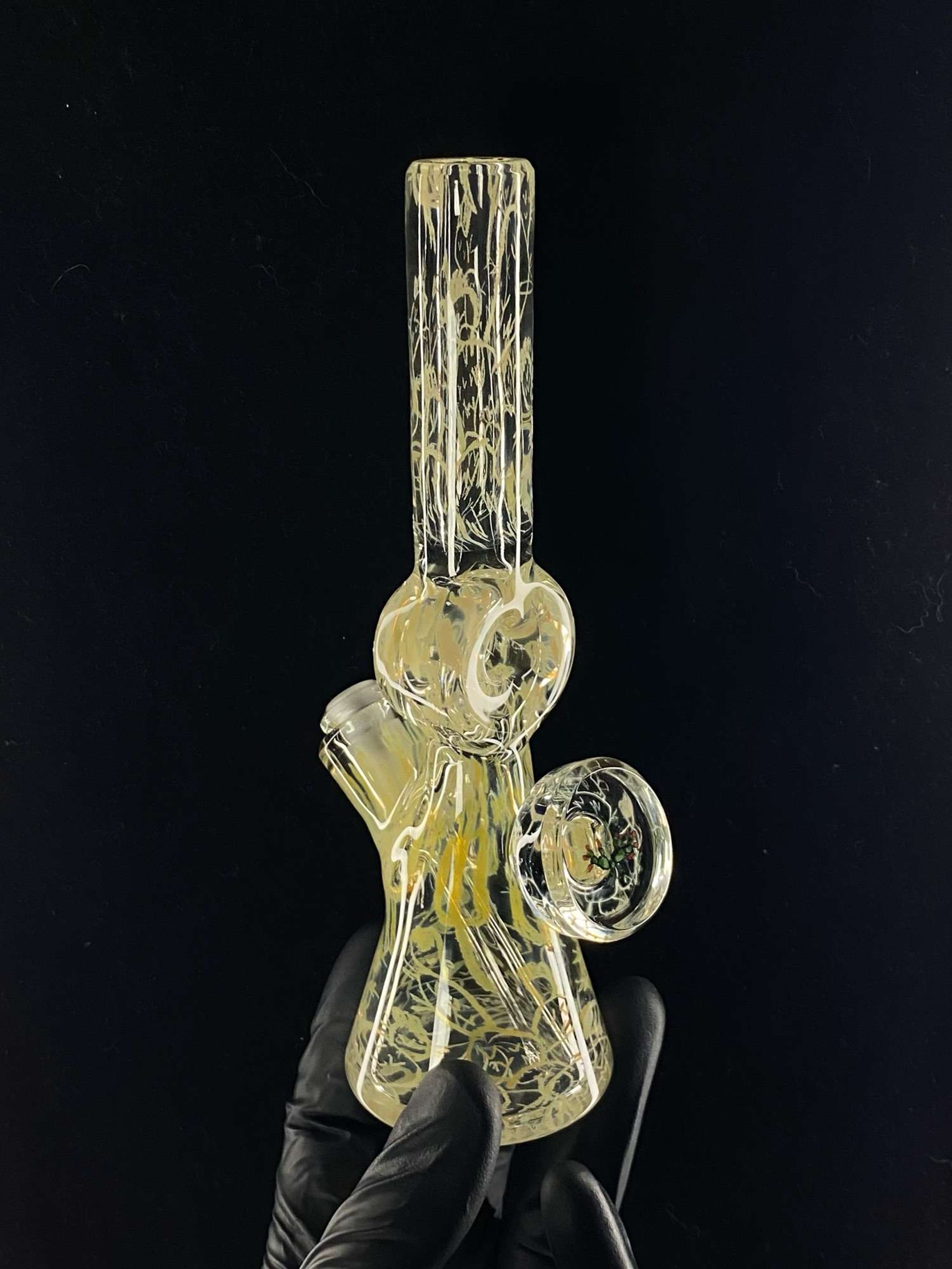 @averyyorkk x @gemini_artglass image 0