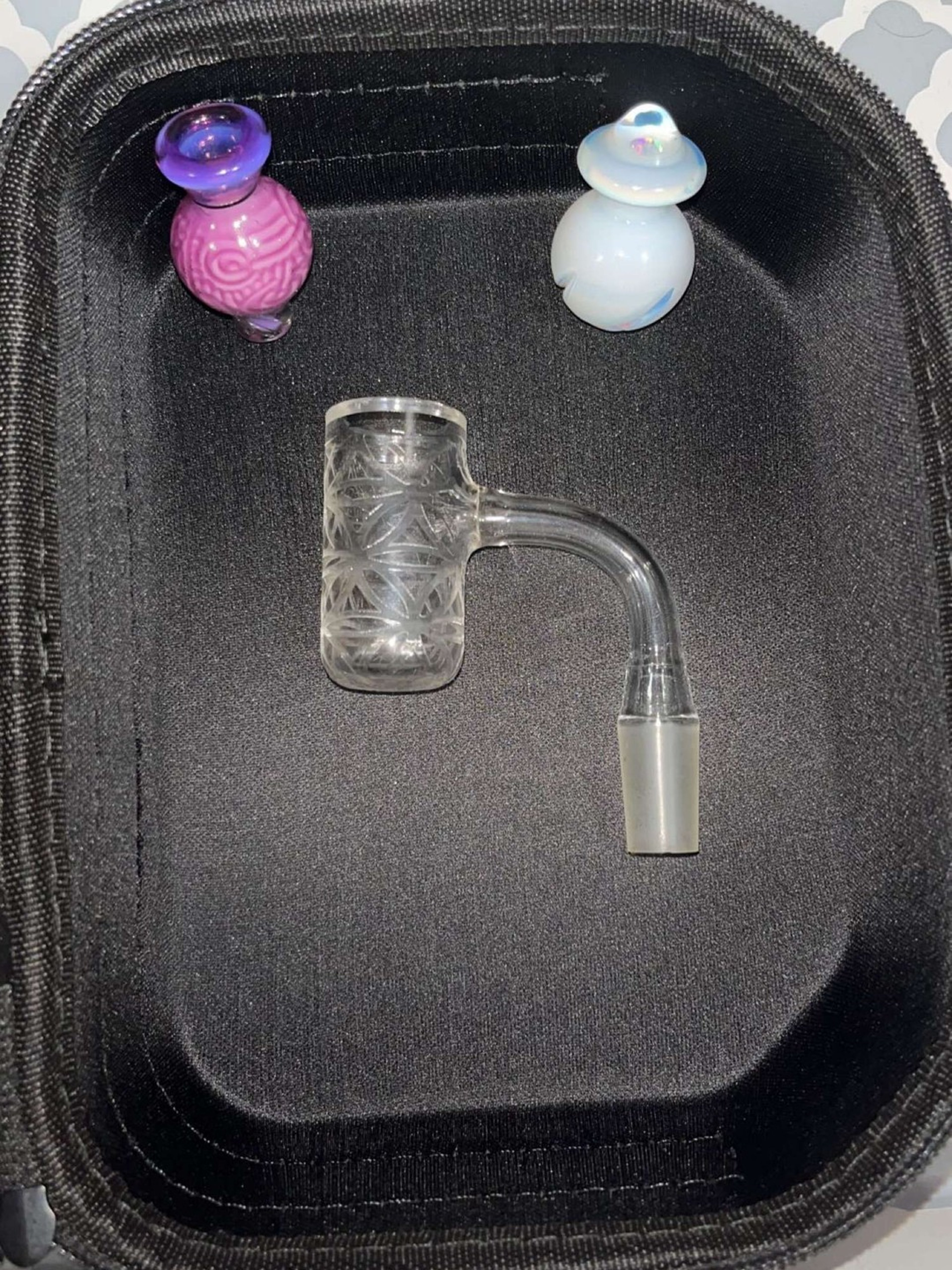 Preview pic of I have 2 caps and a 14mm 90 degree banger