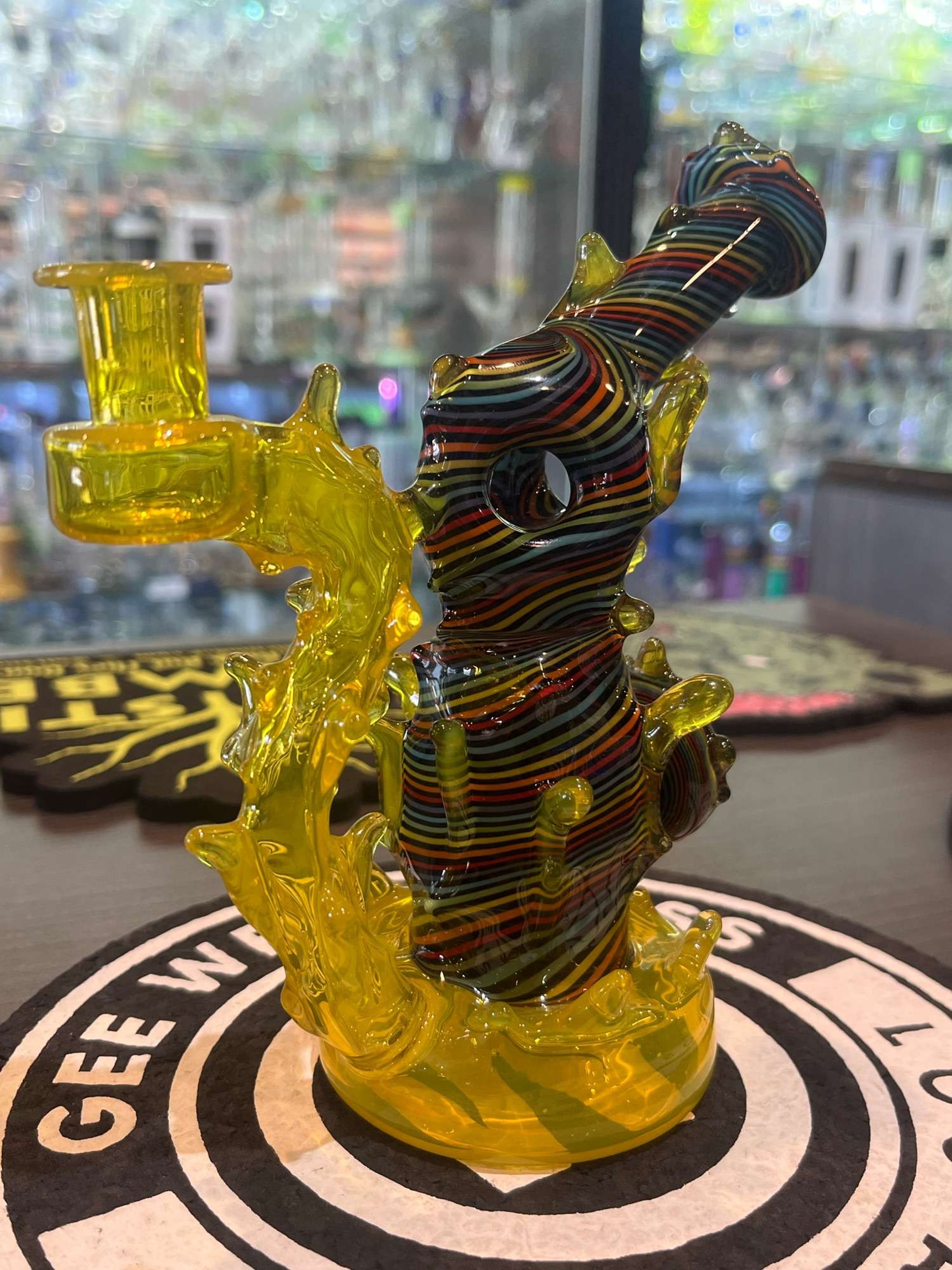 10mm drippy by 23 glass  image 0