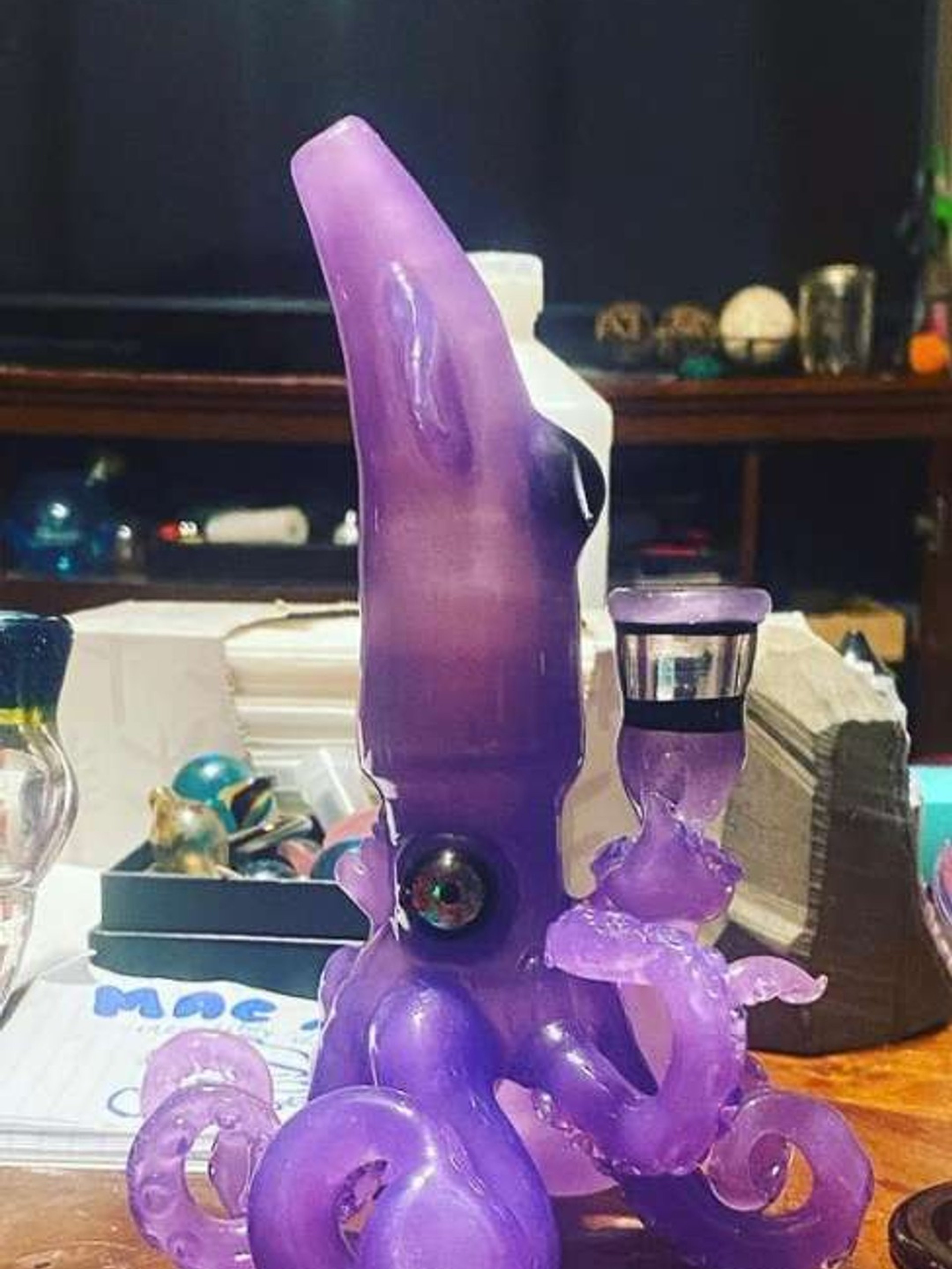 Preview pic of 14mm mako squid pastel potion cfl 