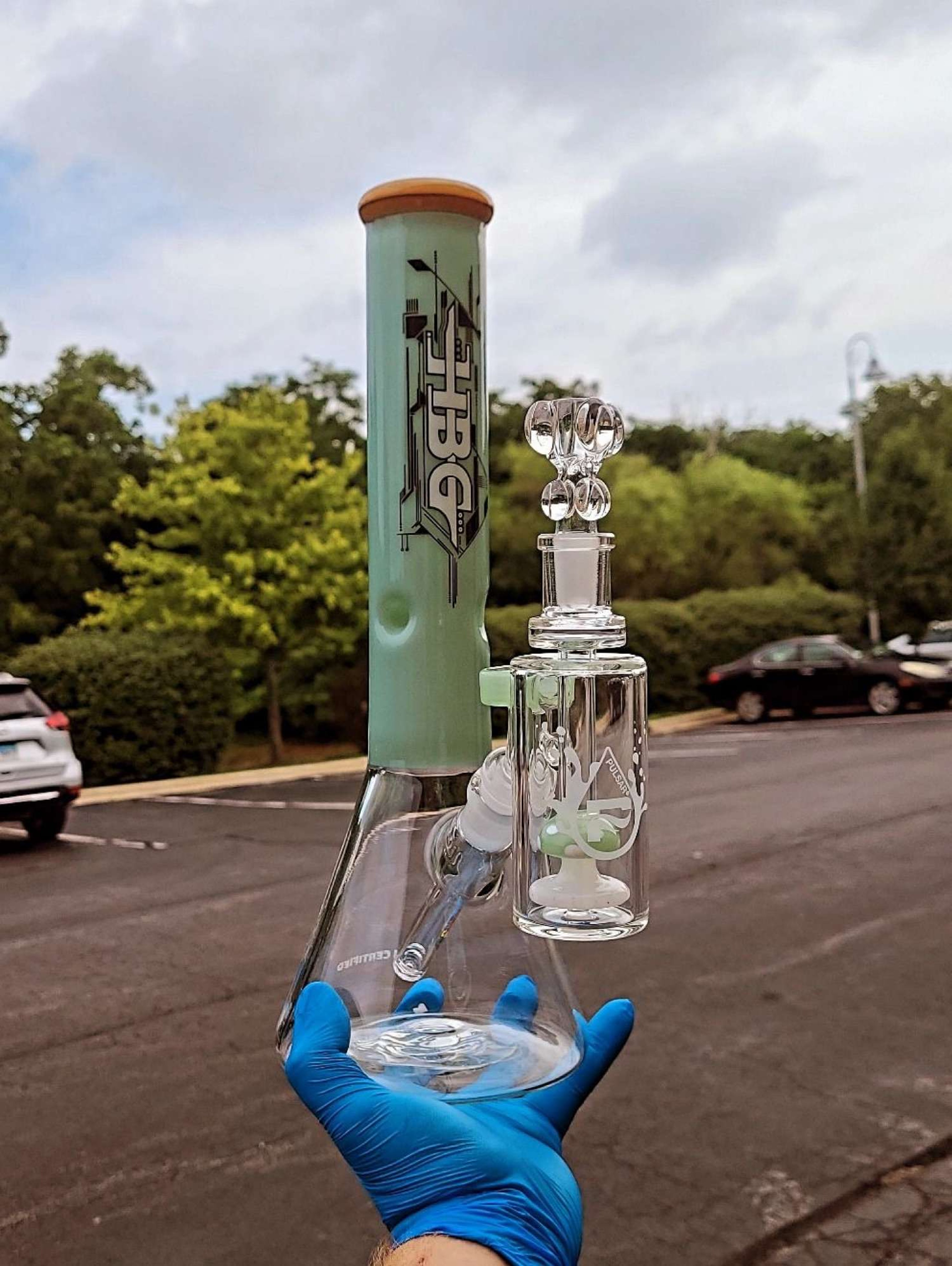 Preview pic of Hbg beaker with matching AC