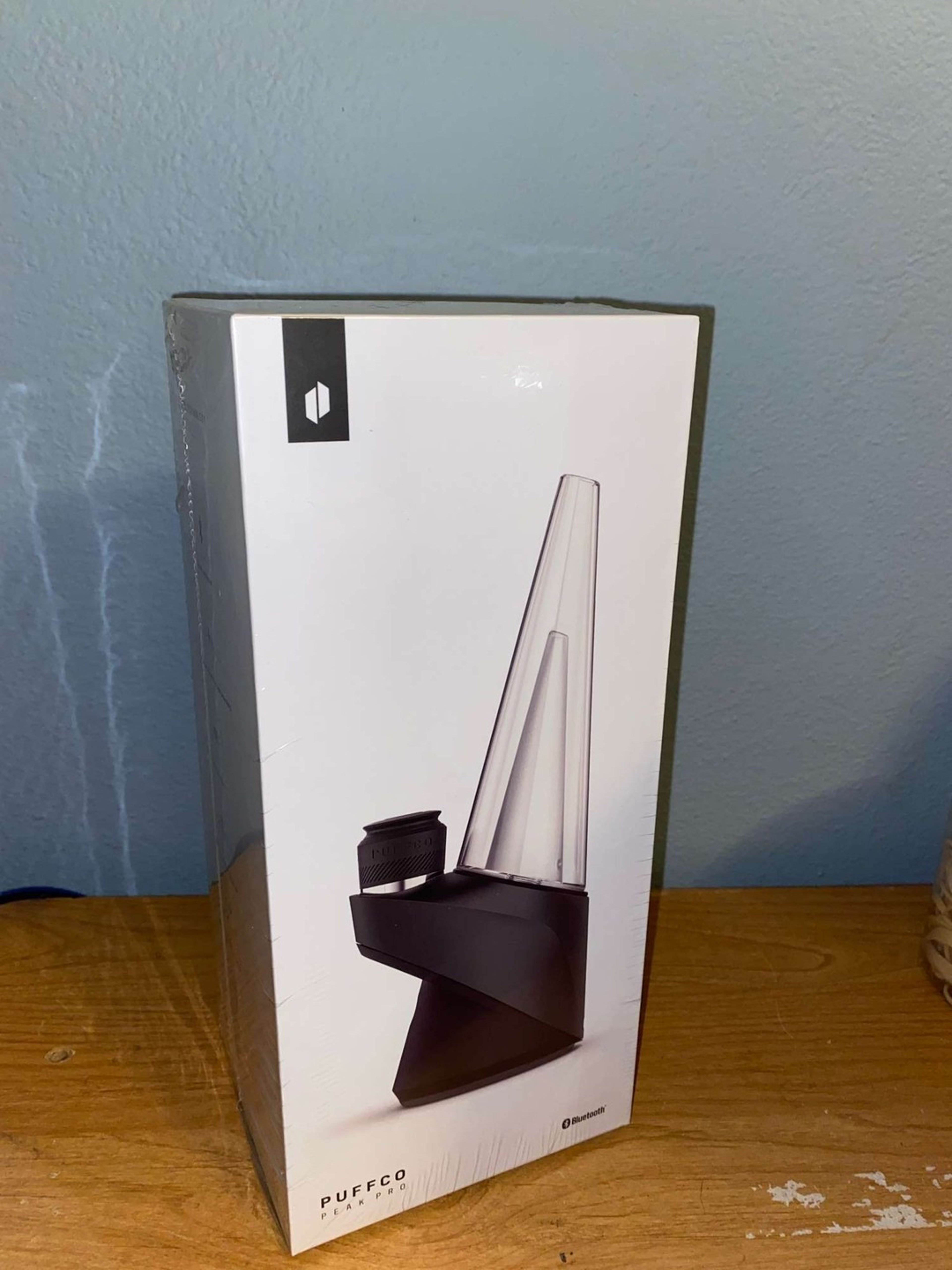 Preview pic of Brand New Puffco Peak Pro || FREE SHIPPING 