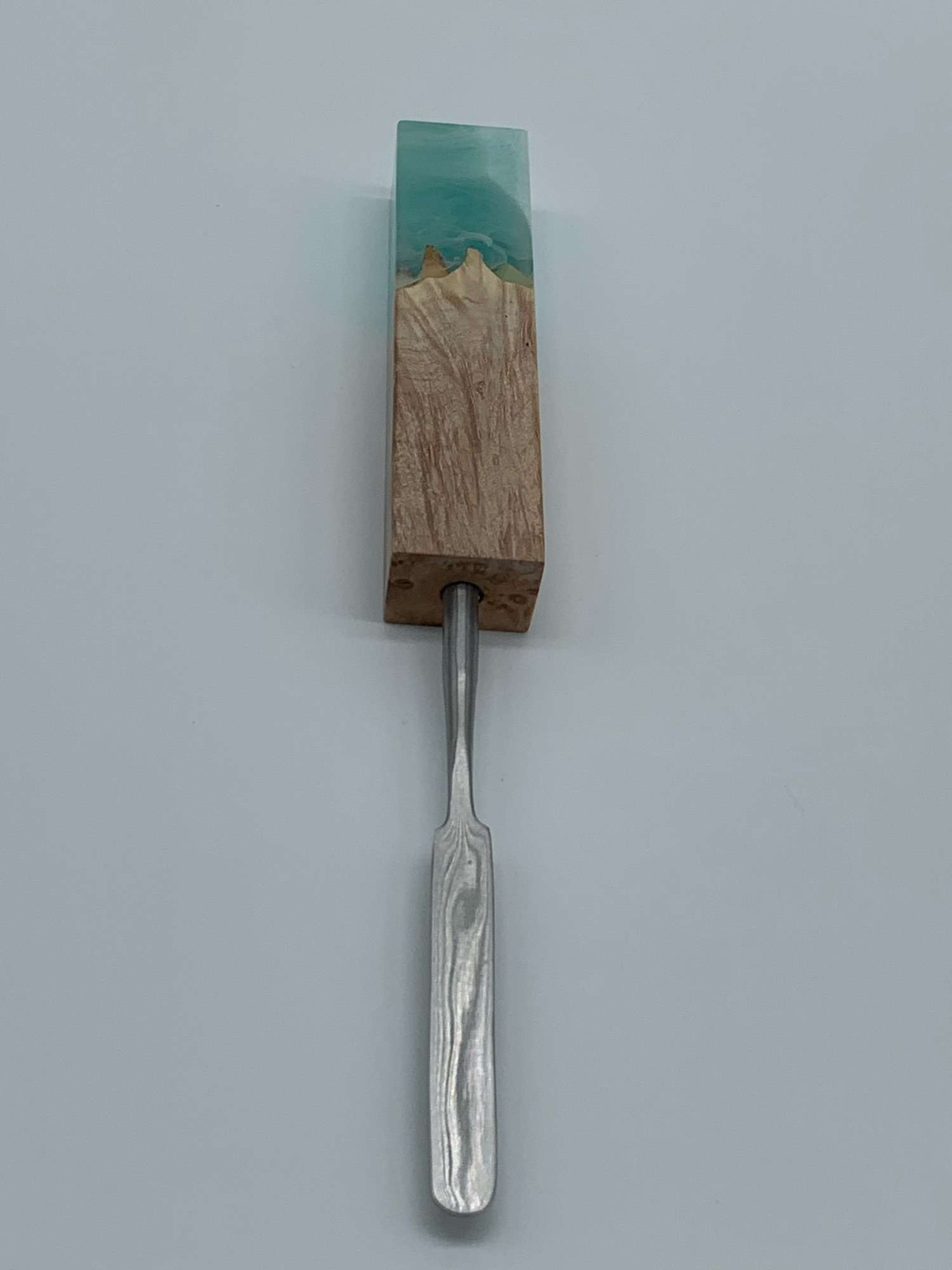 Teal resin hybrid dab tool image 0