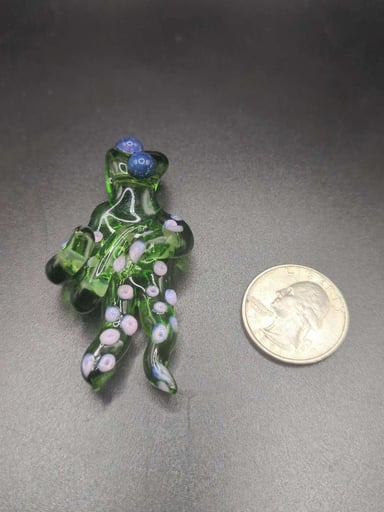 Preview pic of Transparent green tentacle hand by @Glasssann
