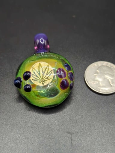 Preview pic of Dichro Leaf pendant by @JeremyMorgans