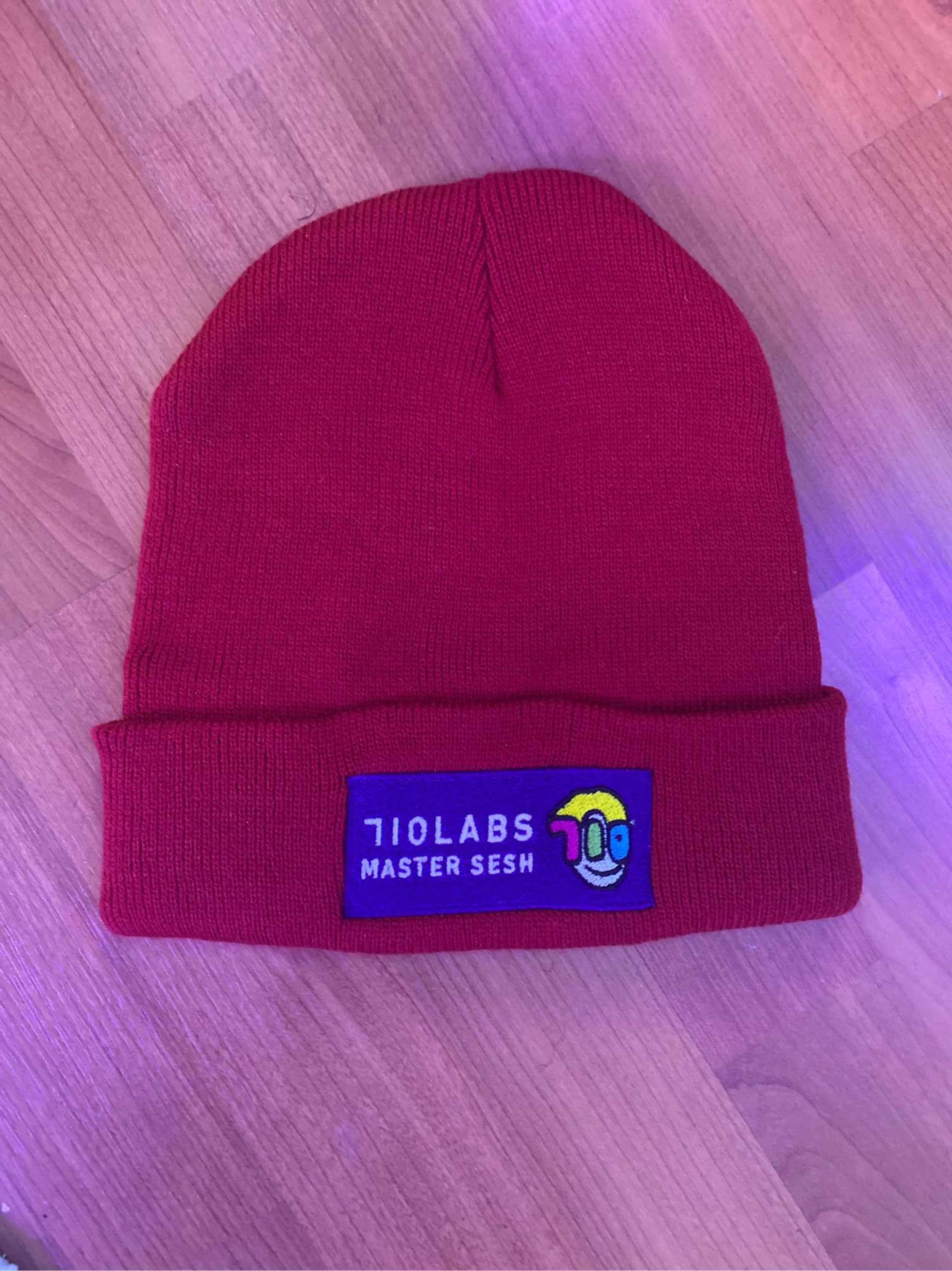 Preview pic of 710 Labs Master Sesh beanie 