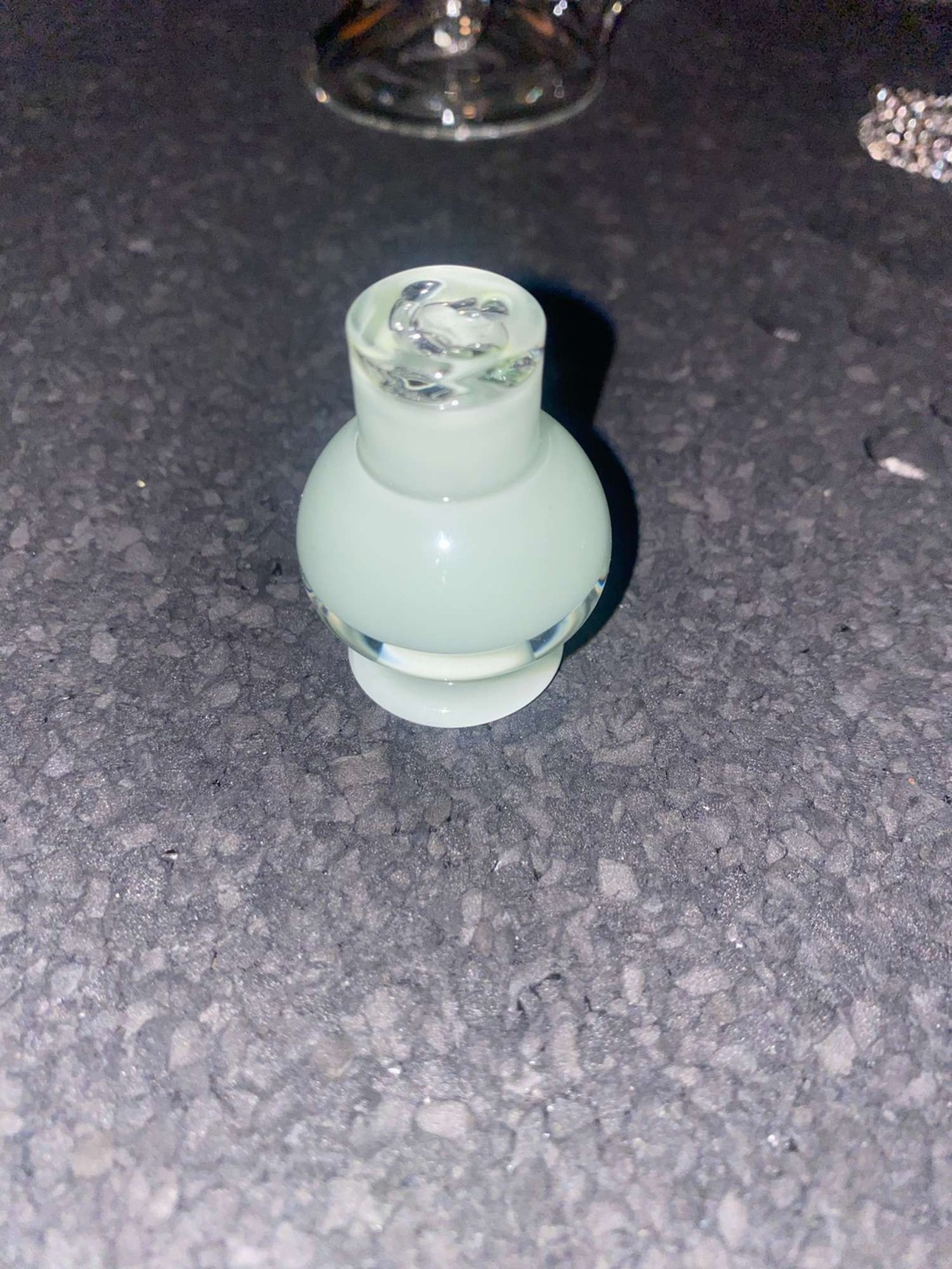 Preview pic of New Terroir glass Mint colored UV spinner cap 