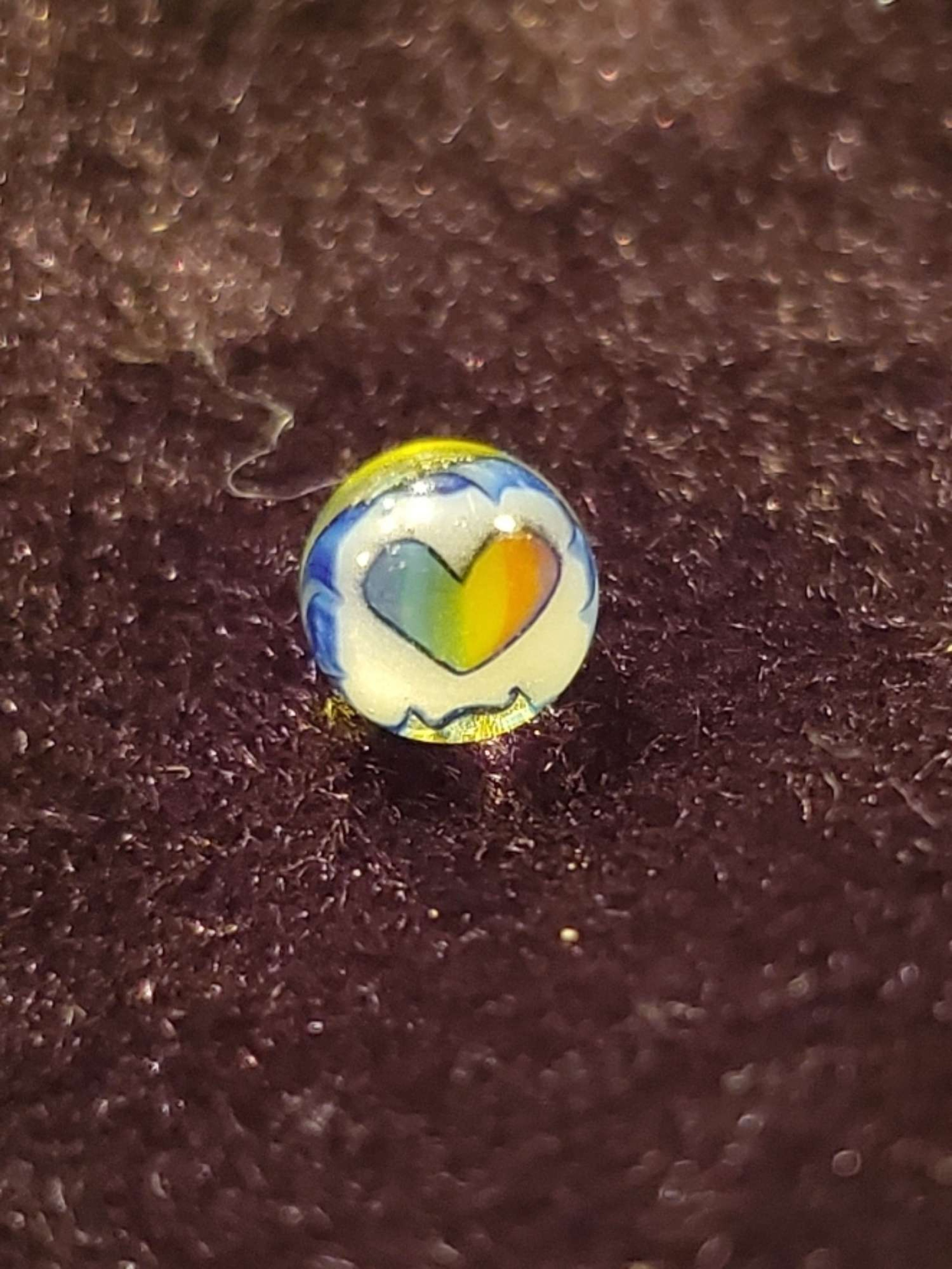 Preview pic of Puntintgon UV Heart Pearl