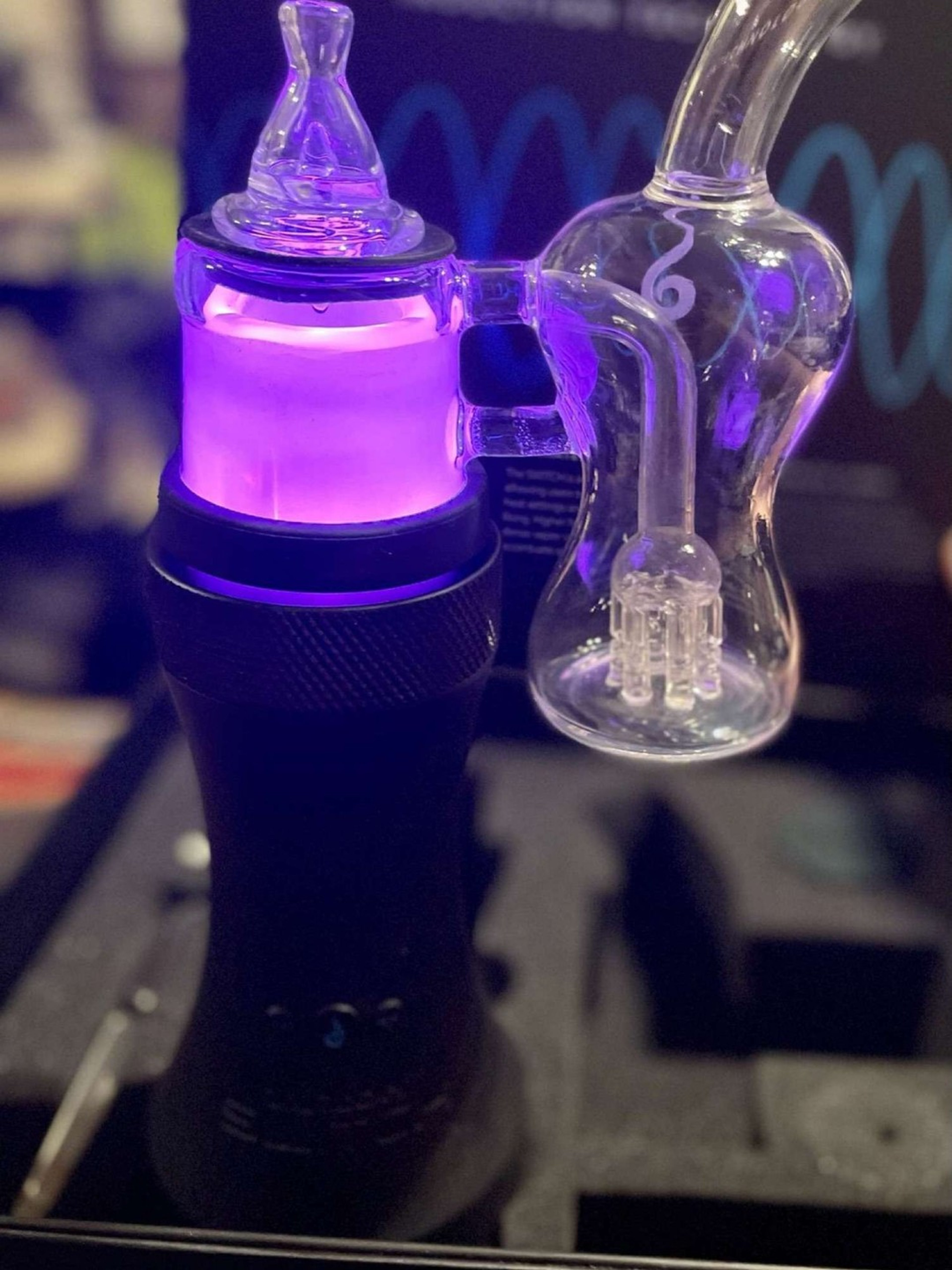 Preview pic of Dr Dabber switch