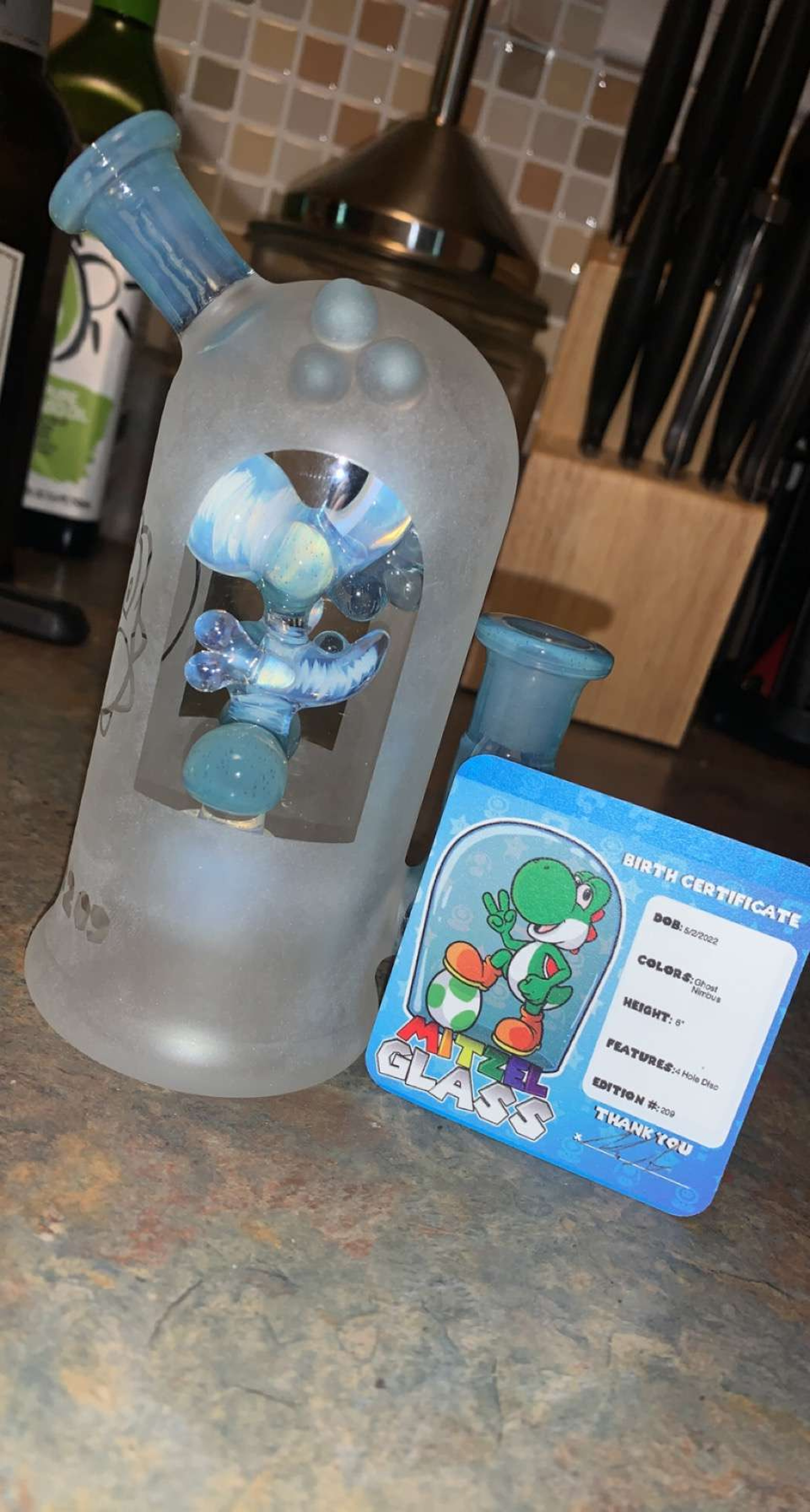 Mitzel Glass Trapped Yoshi #209 image 0