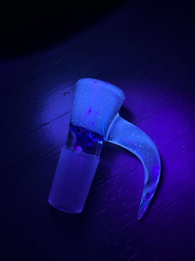 Preview pic of Luna over heavy blue stardust 🔦 