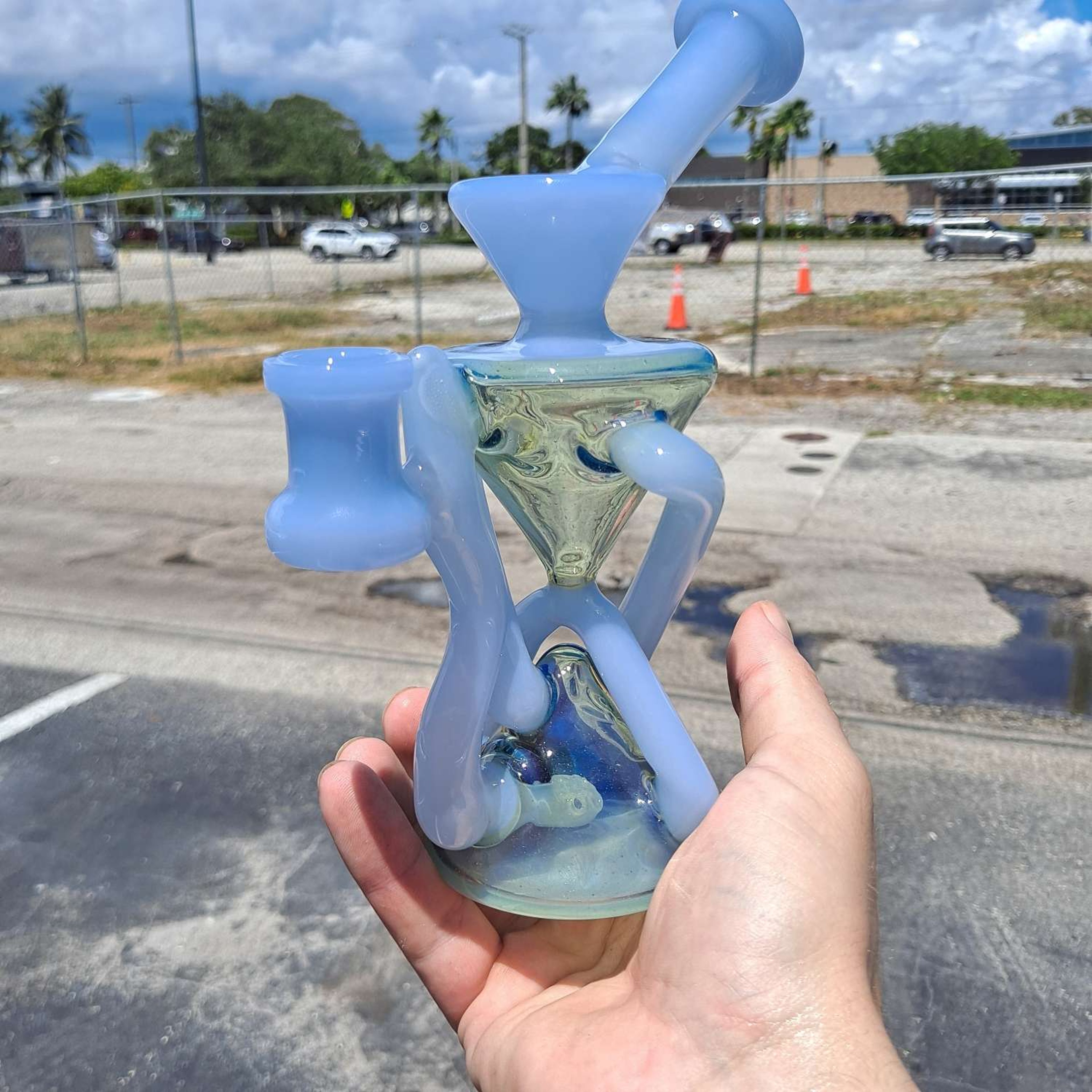 Blue recycler image 0