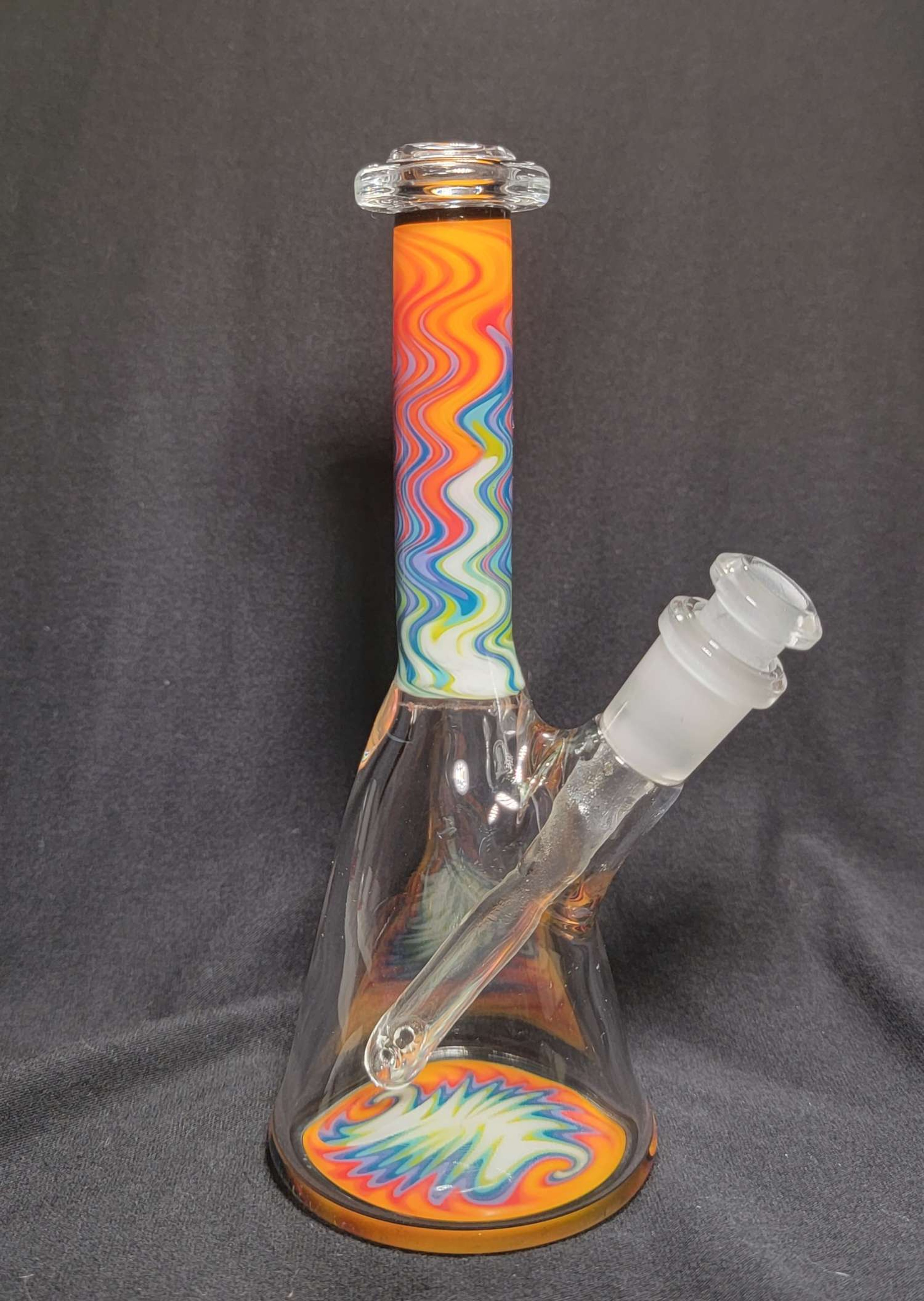 Line work beaker image 0