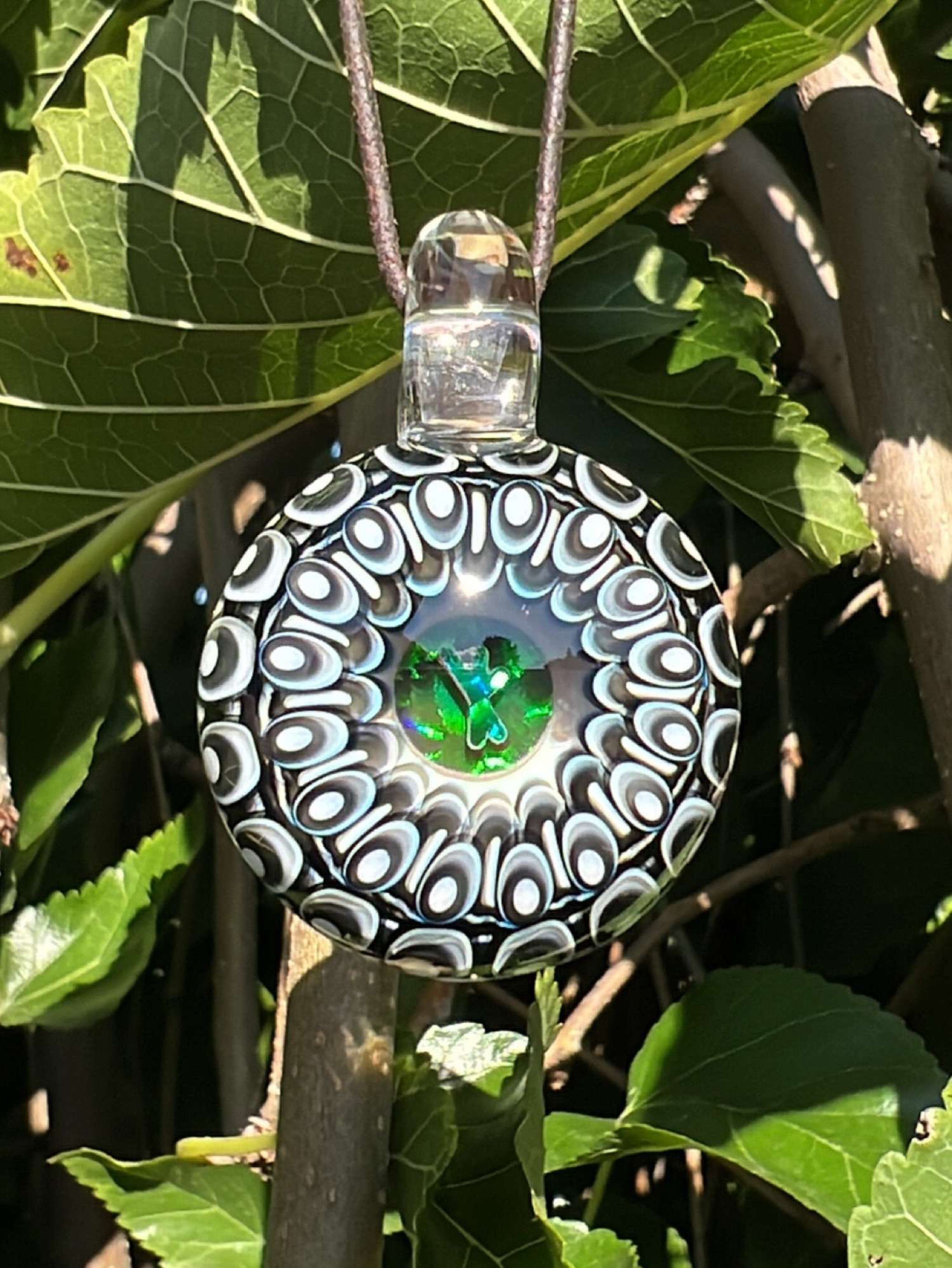 2022 yk pendant image 0