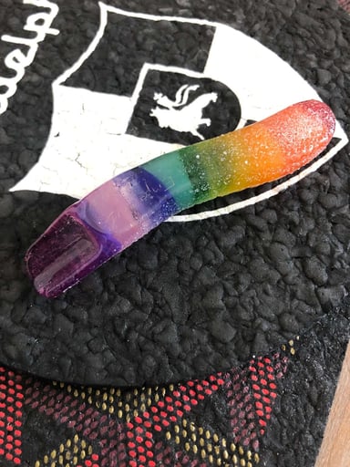 Preview pic of Emperial XXL rainbow gummy worm dabber 