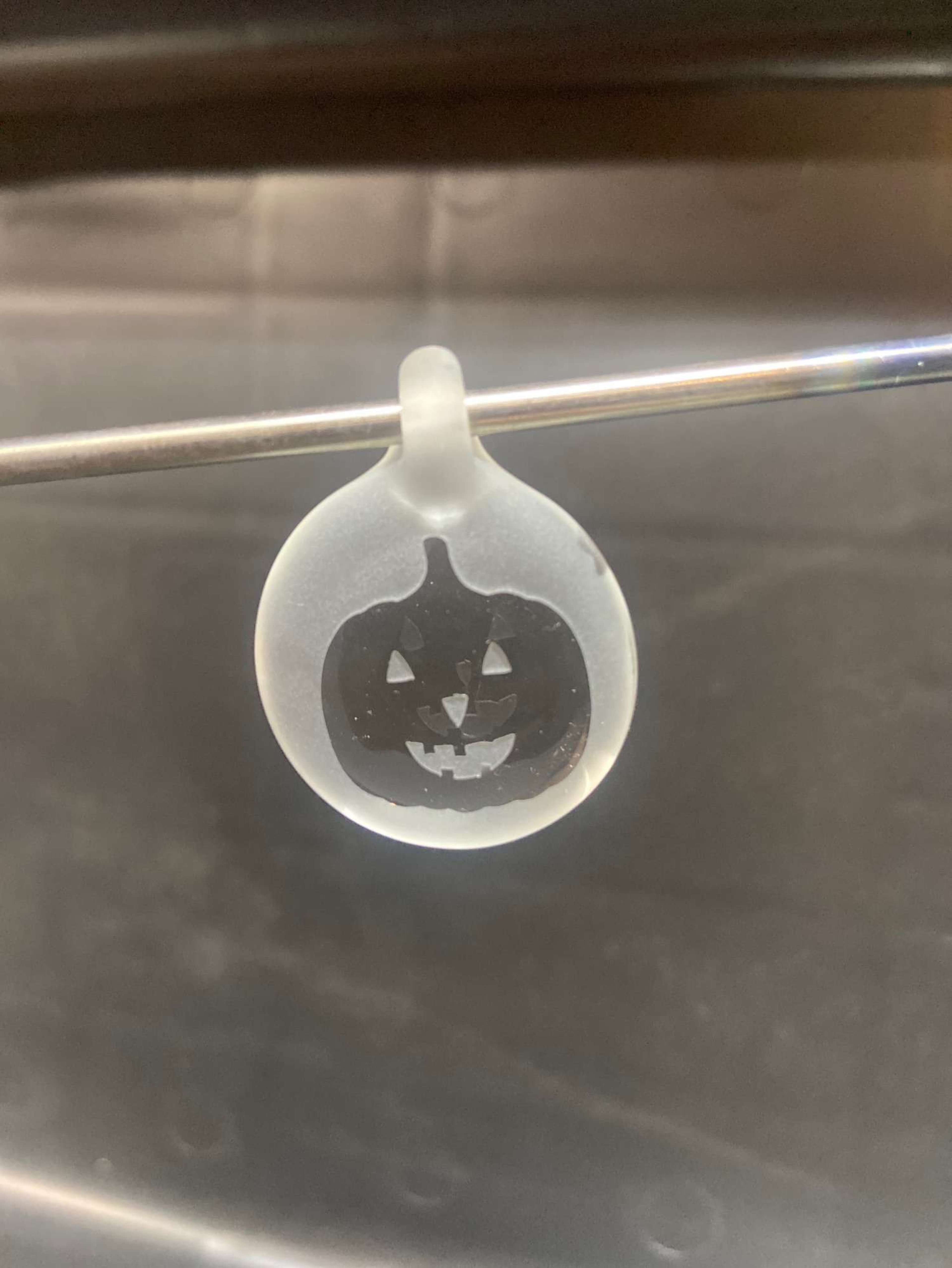 Preview pic of Jack O Lantern pendant